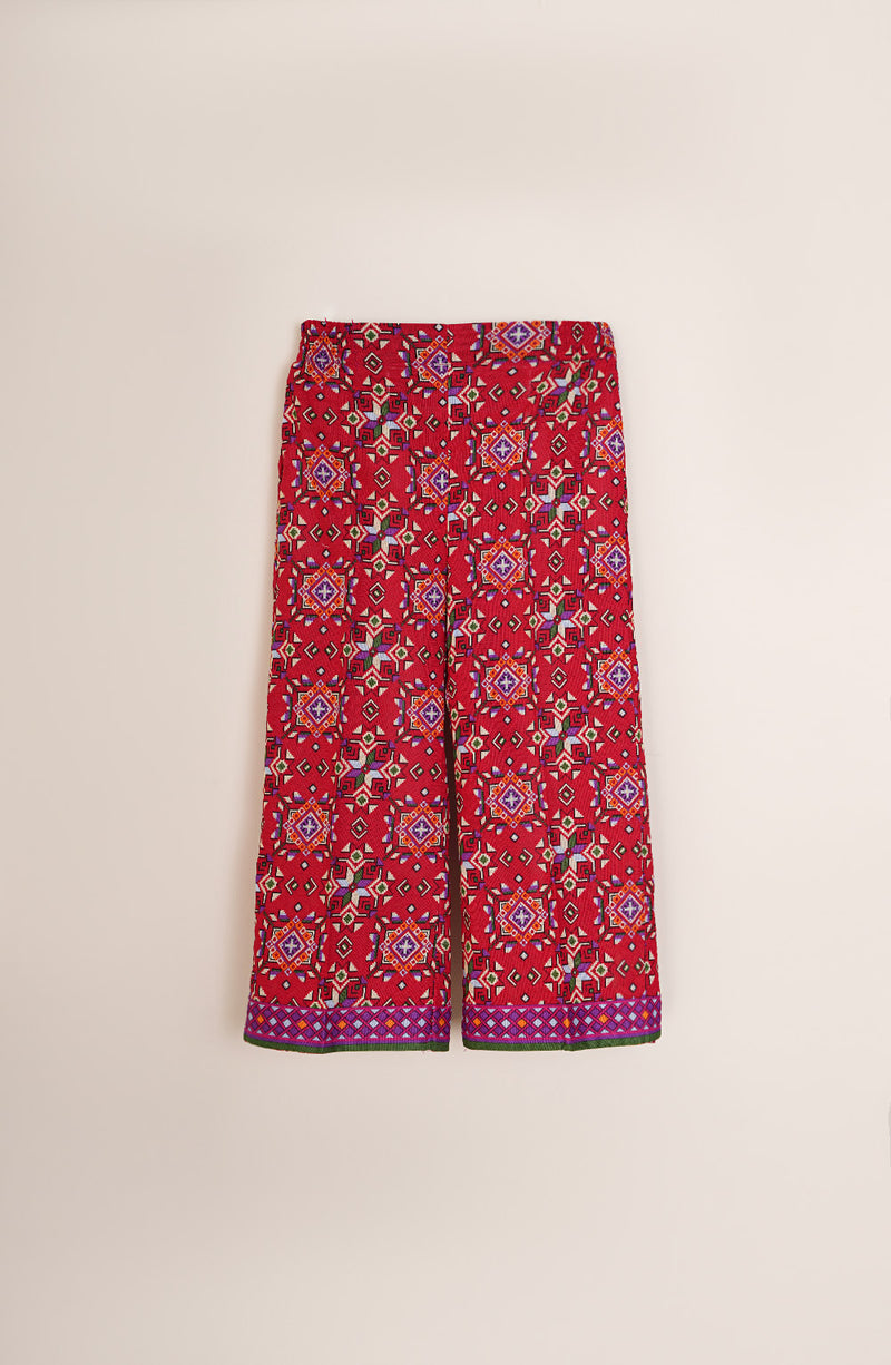 Red Diamond 2 Piece Suit - LCP650425 - Shop Now at Leisure Club