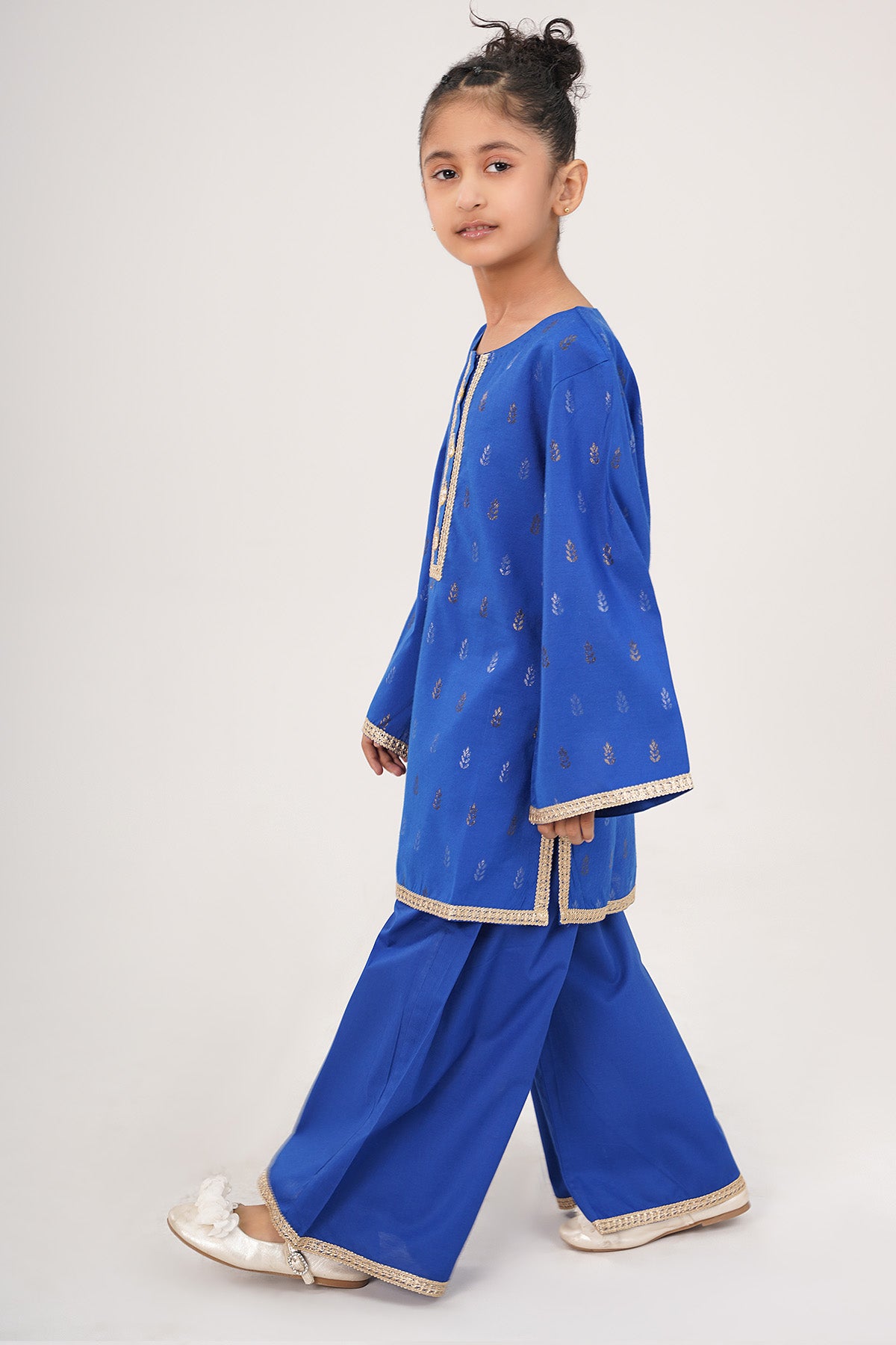 Rang-E-Gul 2 Piece Suit - LCP741125 - Shop Now at Leisure Club