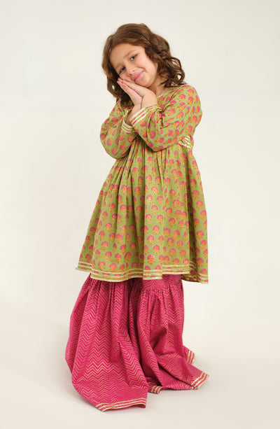 Girls Noor Bano 2 Piece Suit