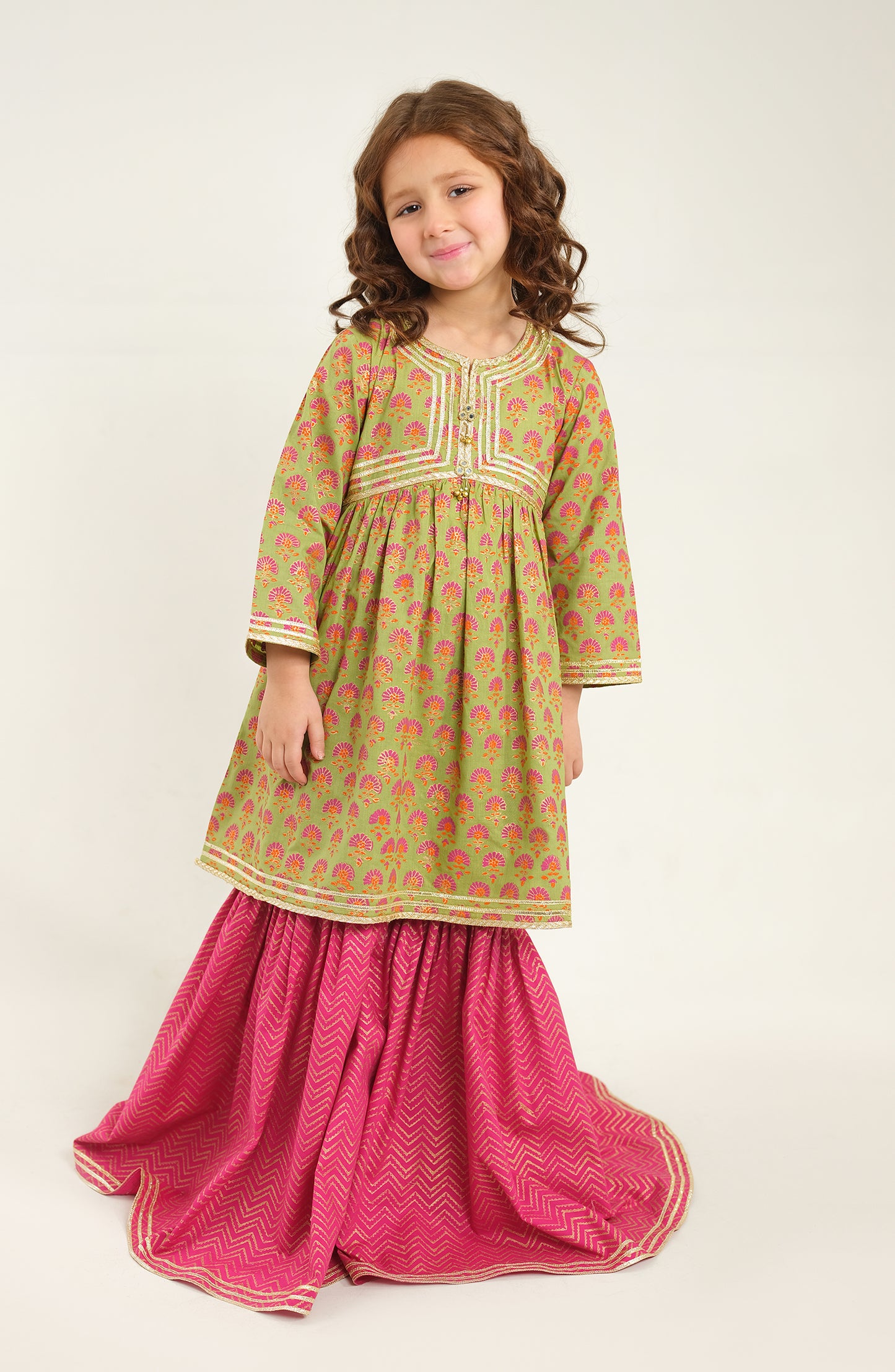 Girls Noor Bano 2 Piece Suit