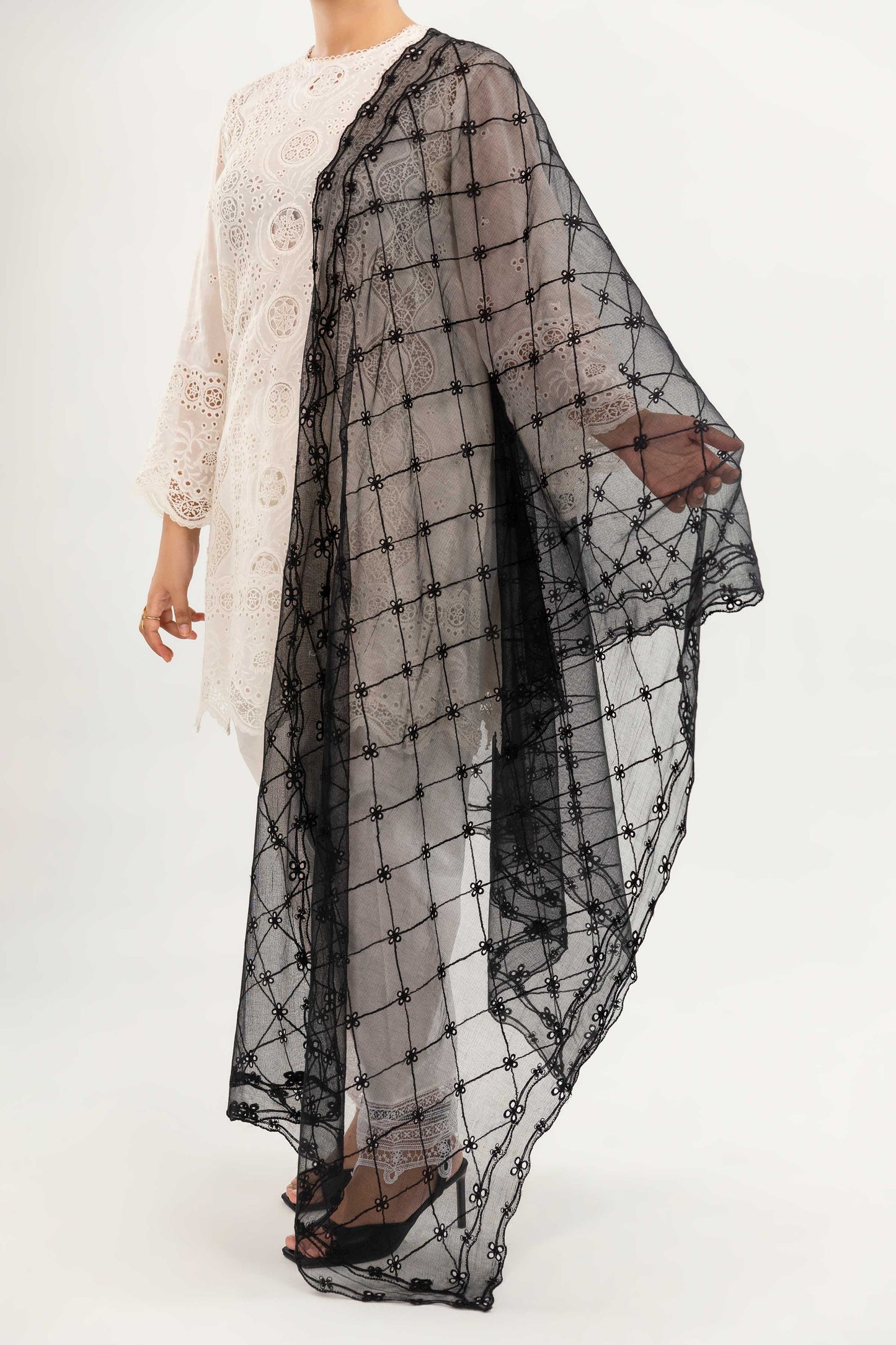 CHERRY NET | EMBROIDERED