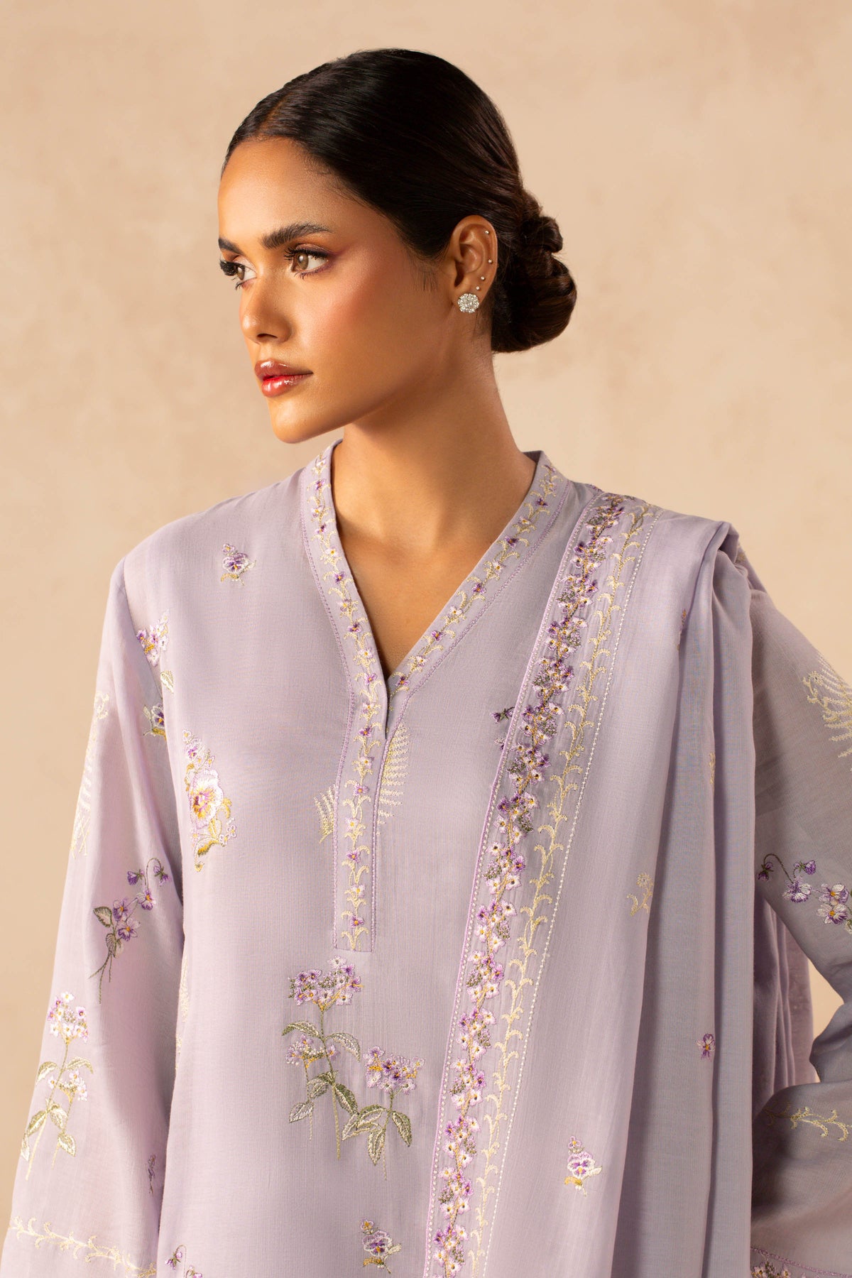 DHAKA MALMAL | EMBROIDERED