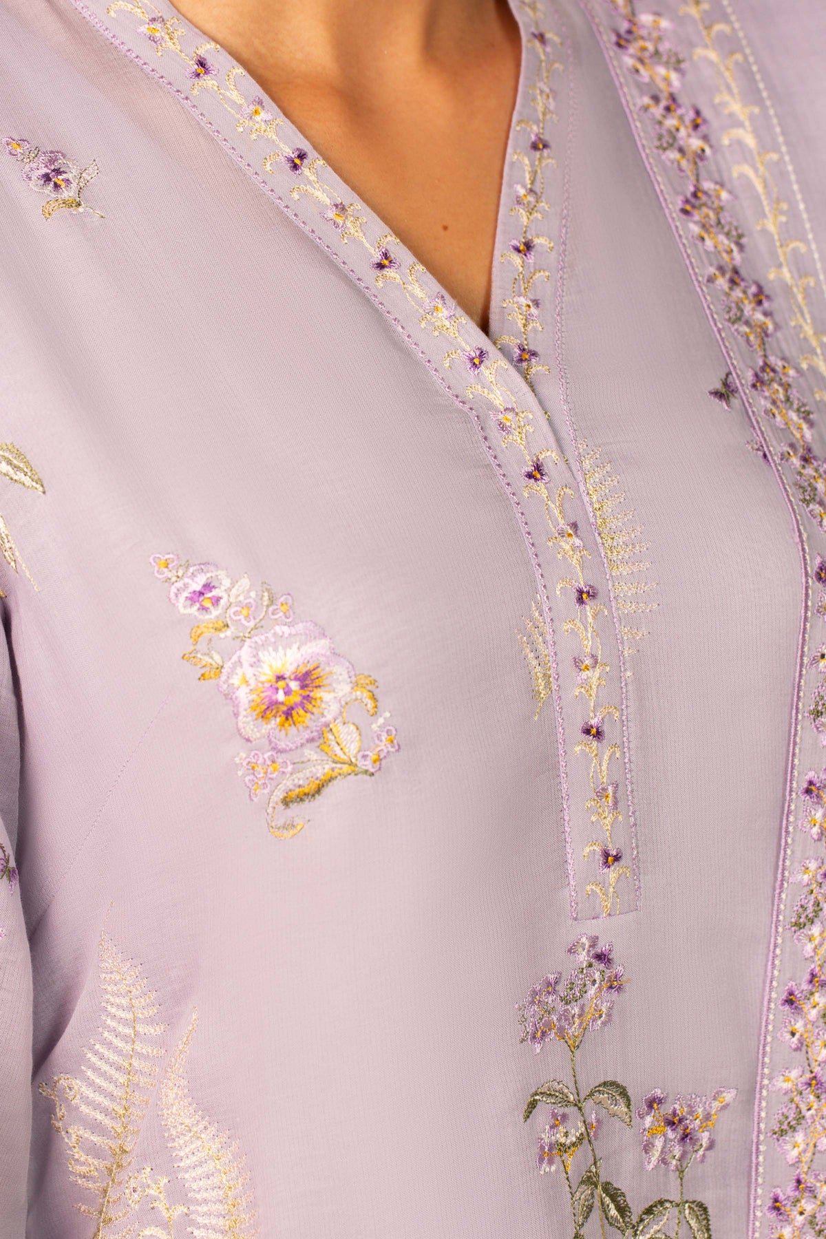 DHAKA MALMAL | EMBROIDERED