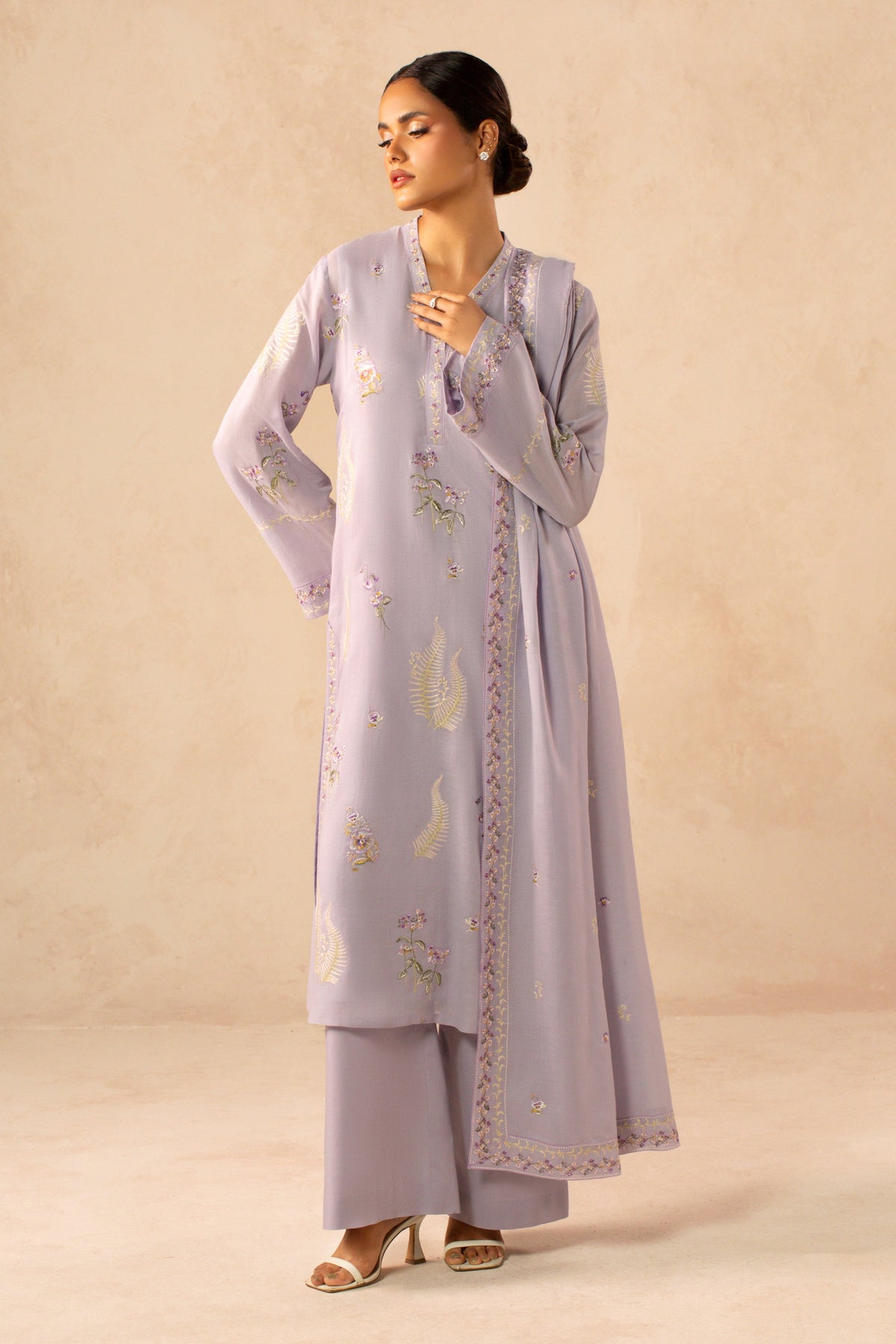 DHAKA MALMAL | EMBROIDERED