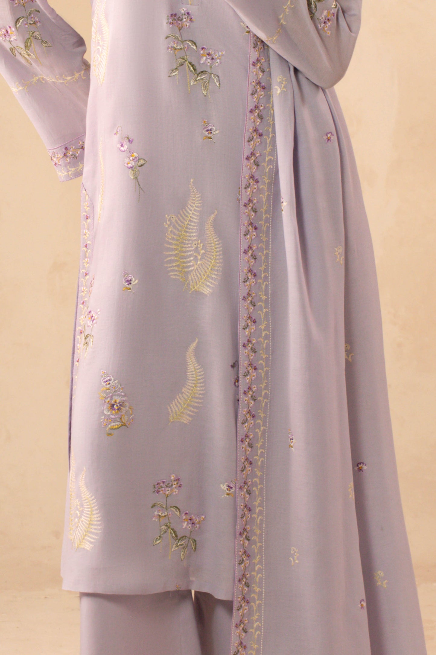 DHAKA MALMAL | EMBROIDERED