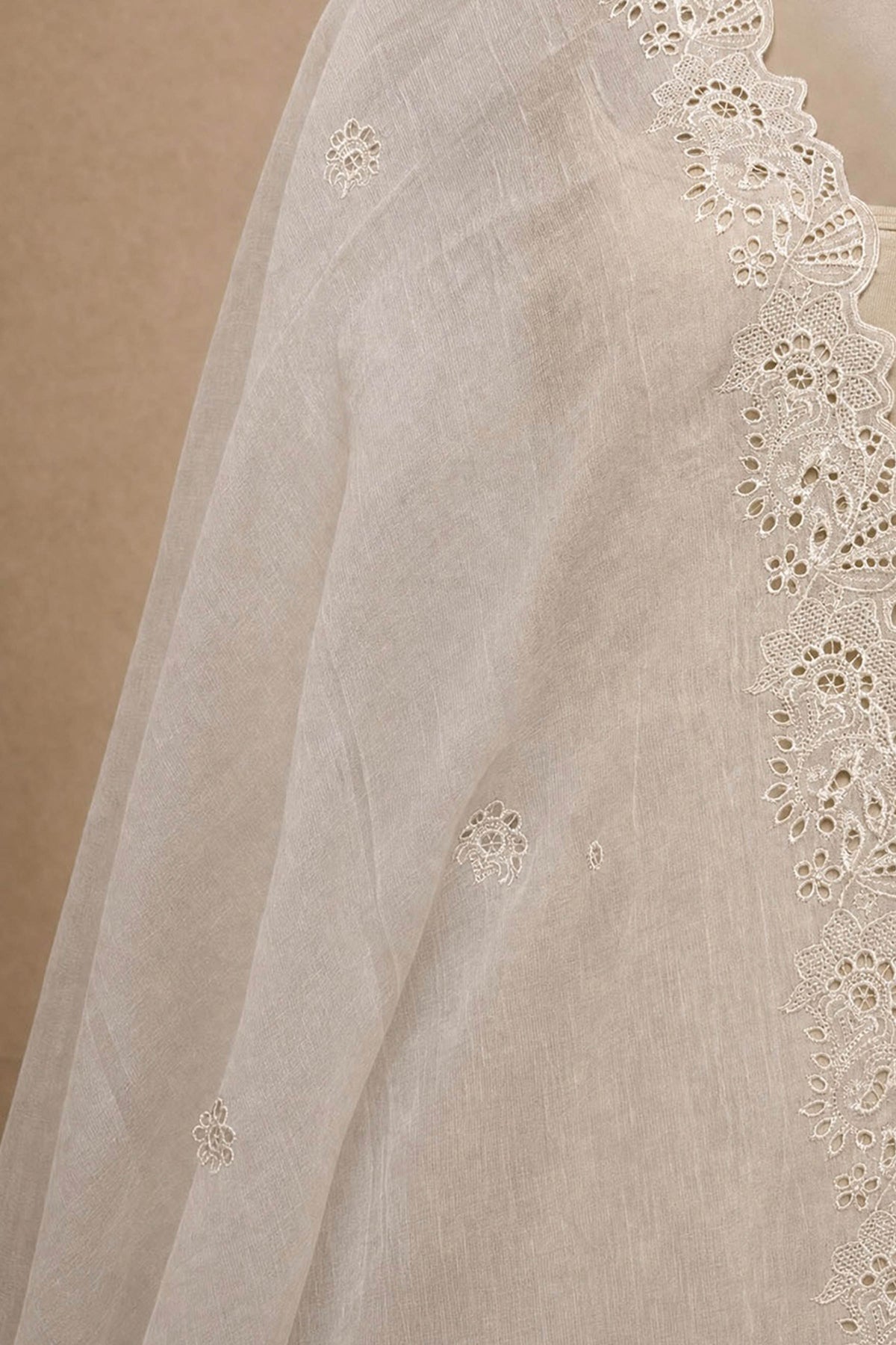 DHAKA MALMAL | EMBROIDERED