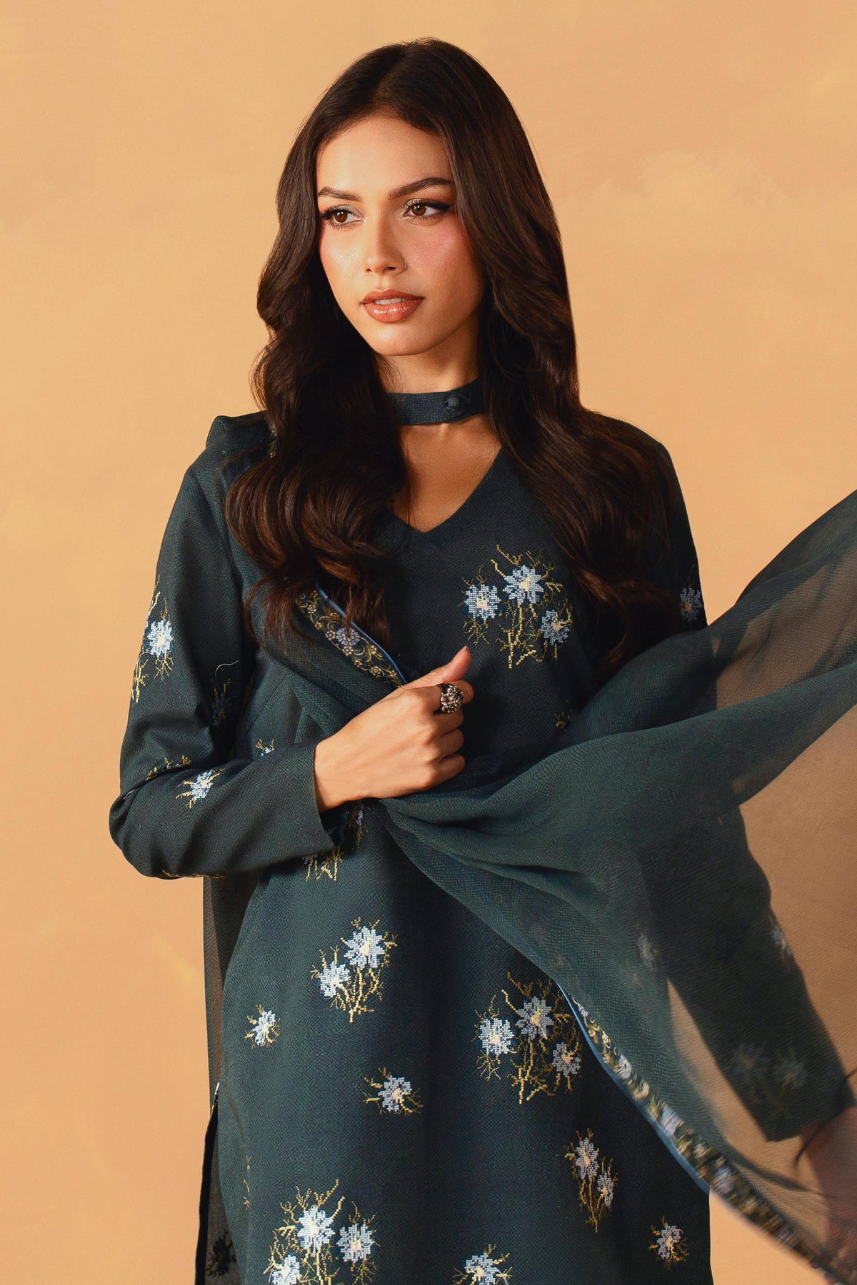 KHADDAR | EMBROIDERED