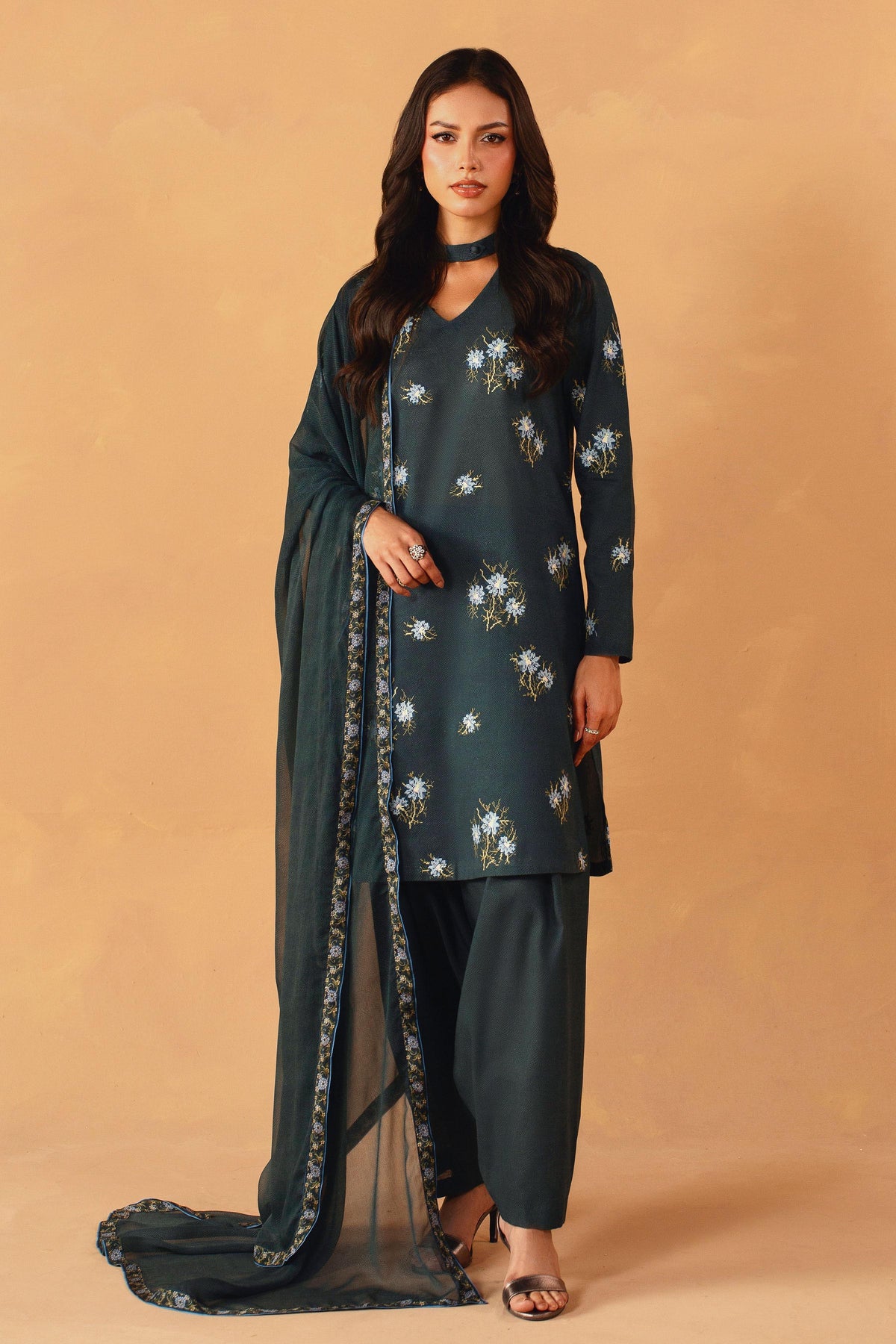 KHADDAR | EMBROIDERED
