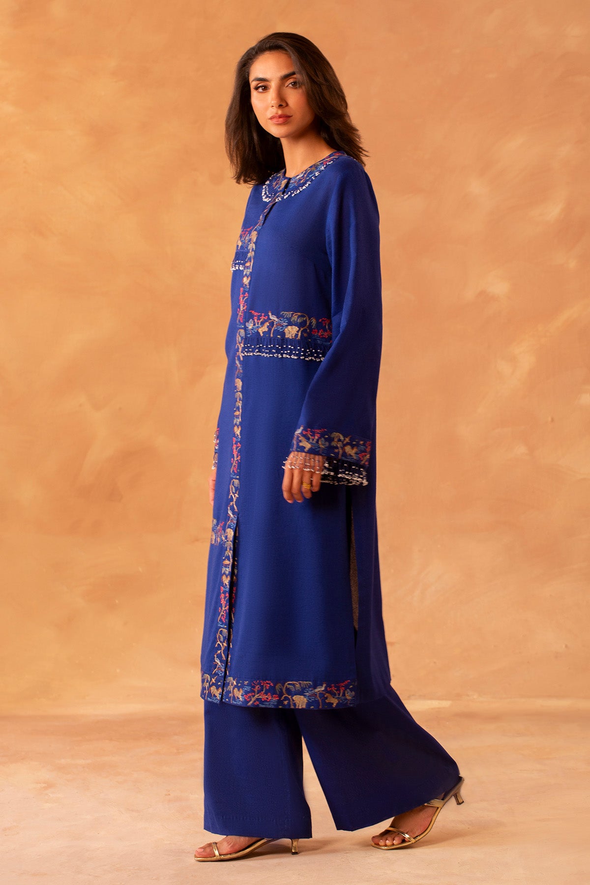 KARANDI | EMBROIDERED | MCP2041-2