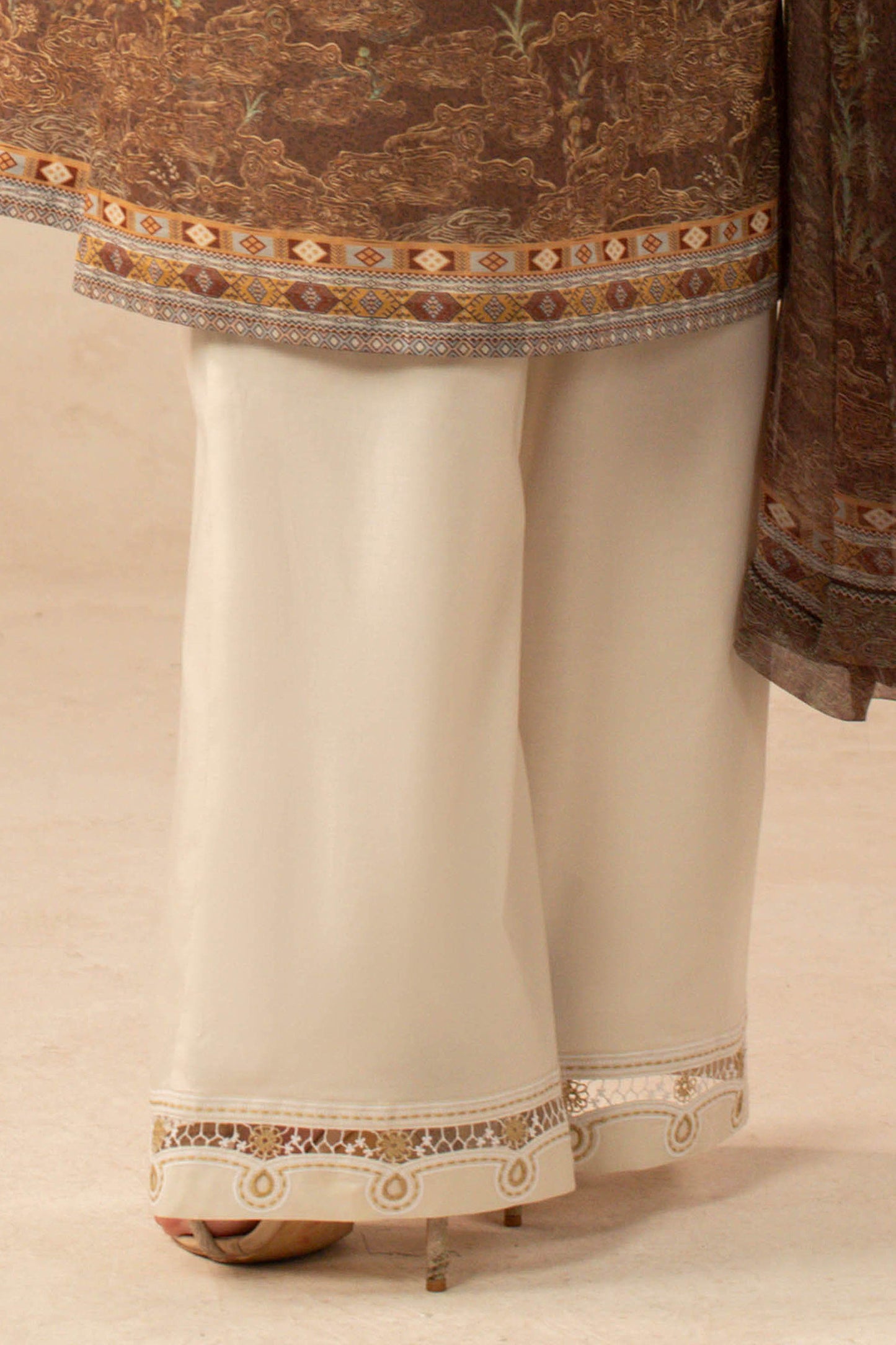 CAMBRIC | EMBROIDERED