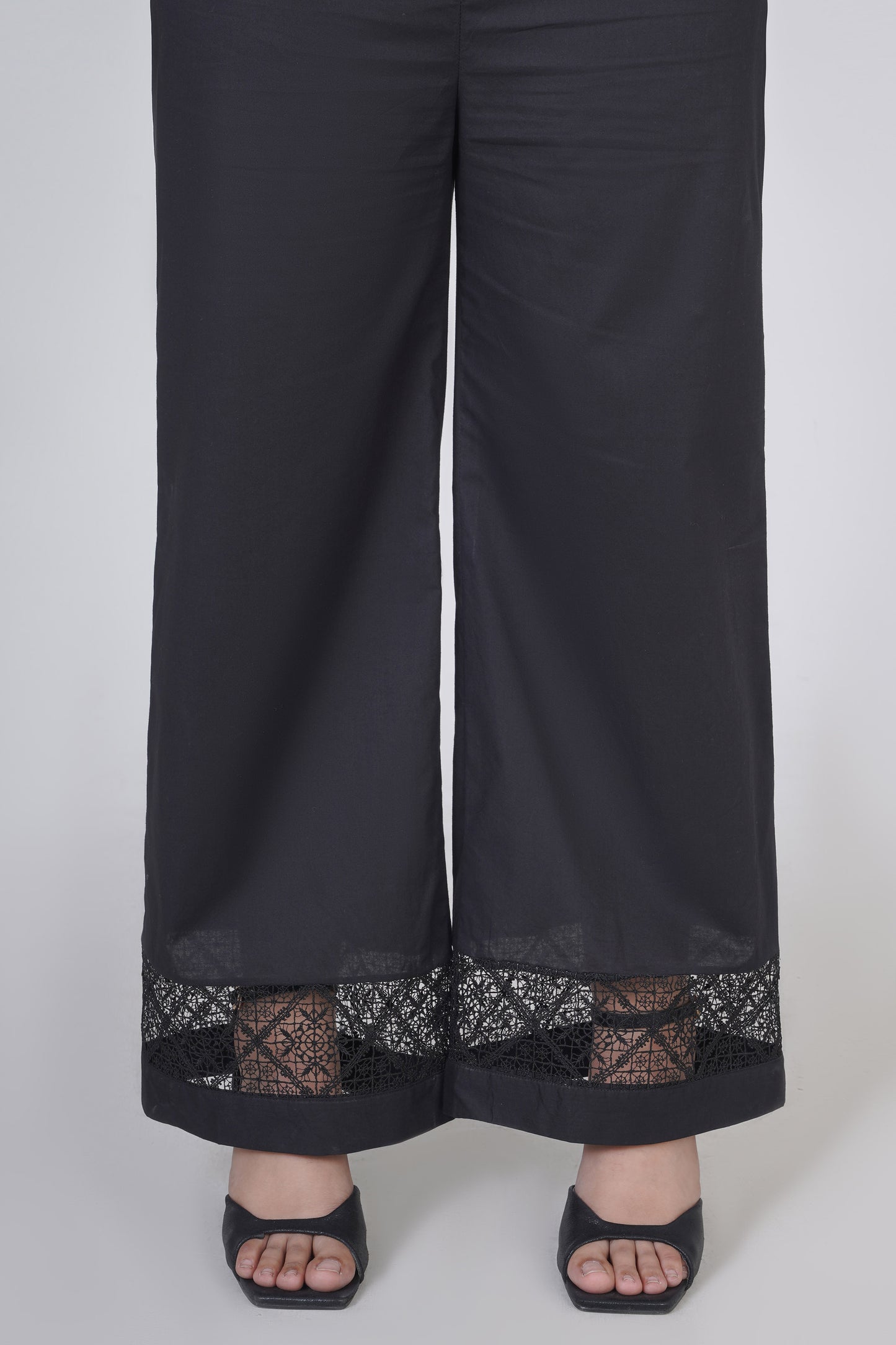 CAMBRIC | EMBROIDERED