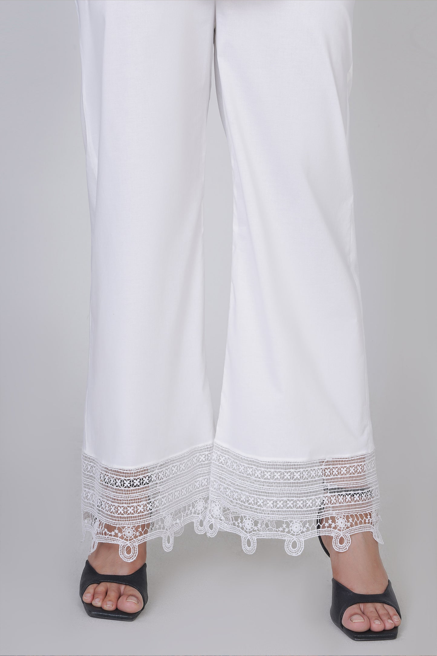 CAMBRIC | EMBROIDERED