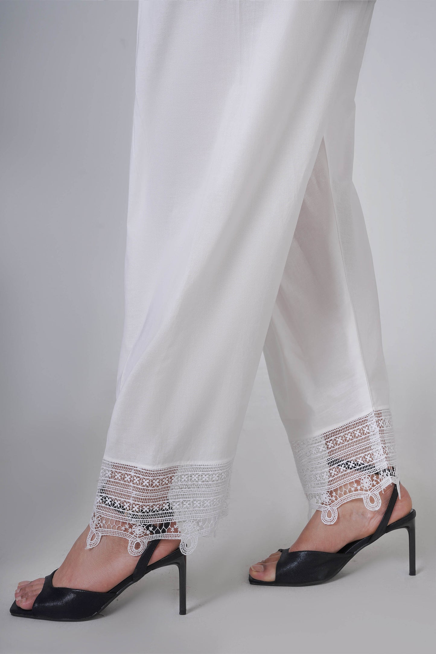 CAMBRIC | EMBROIDERED