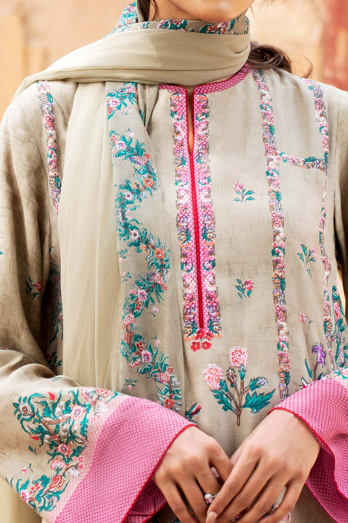 KHADI SILK | HAND SCREEN PRINTED