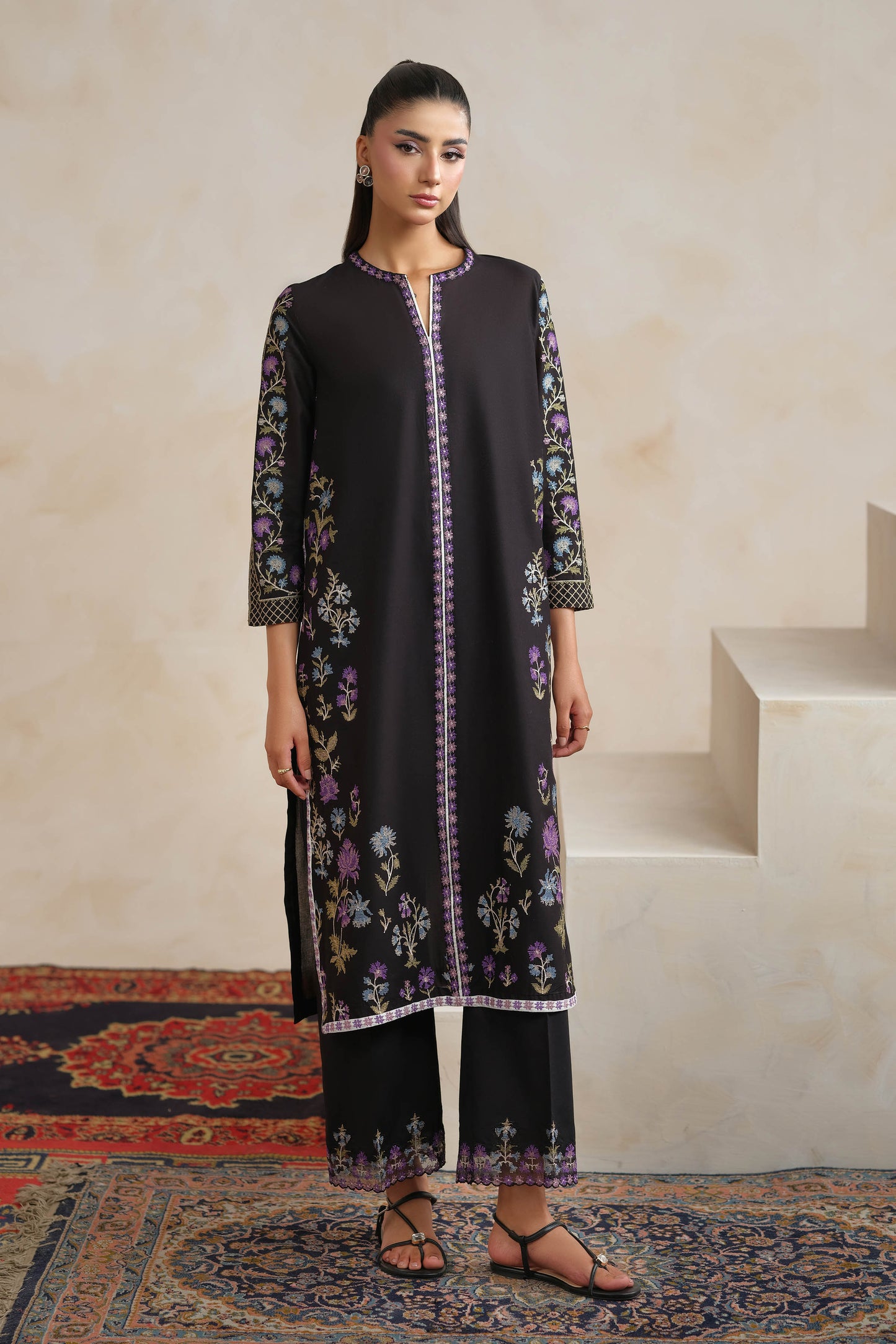 LAWN | EMBROIDERED