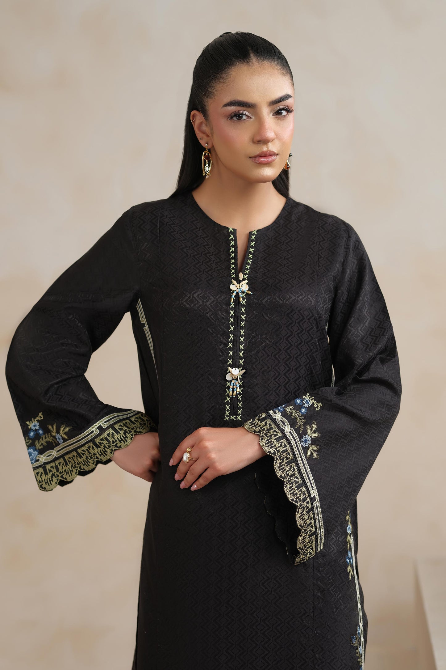 JACQUARD | EMBROIDERED