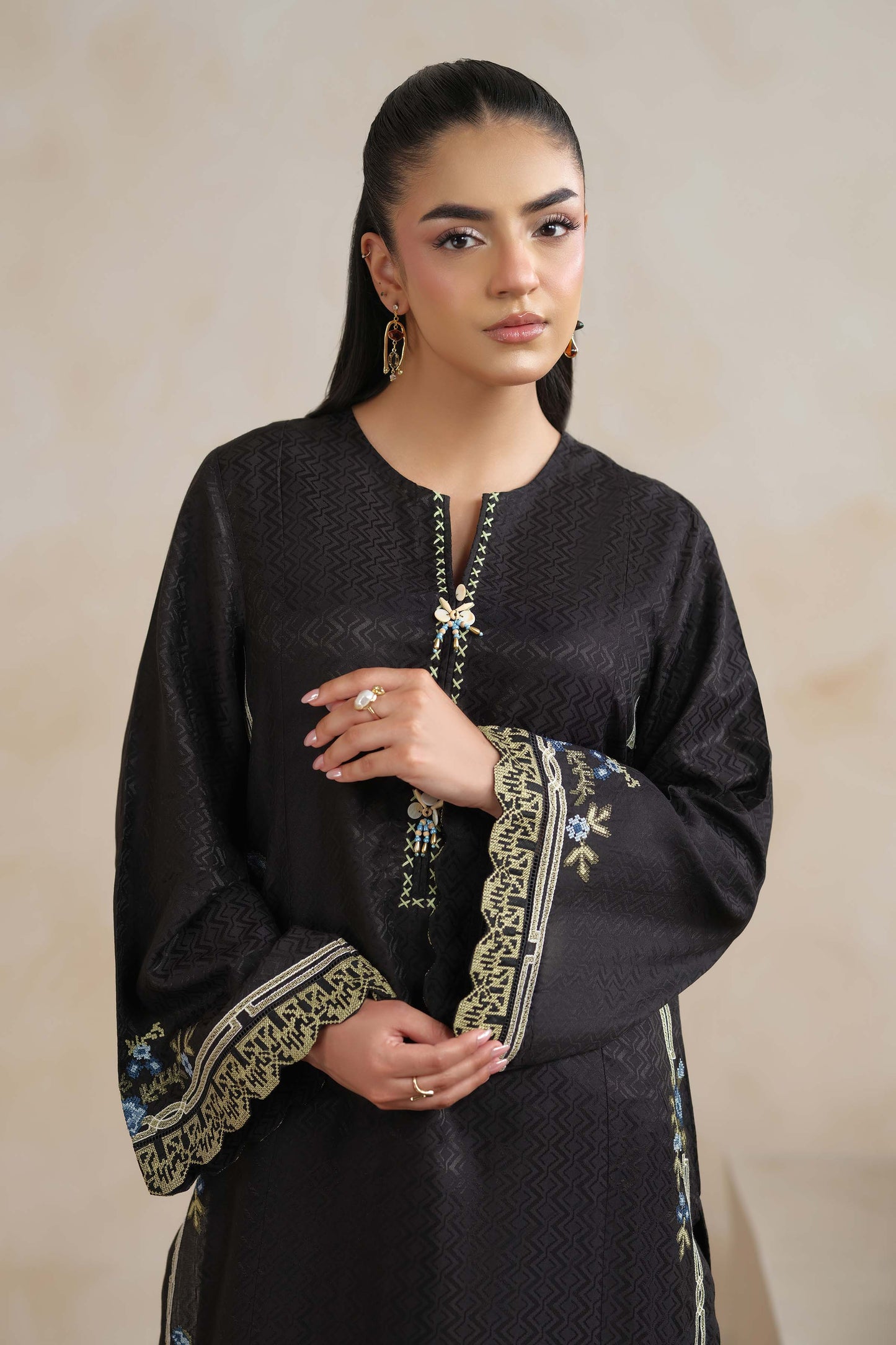 JACQUARD | EMBROIDERED