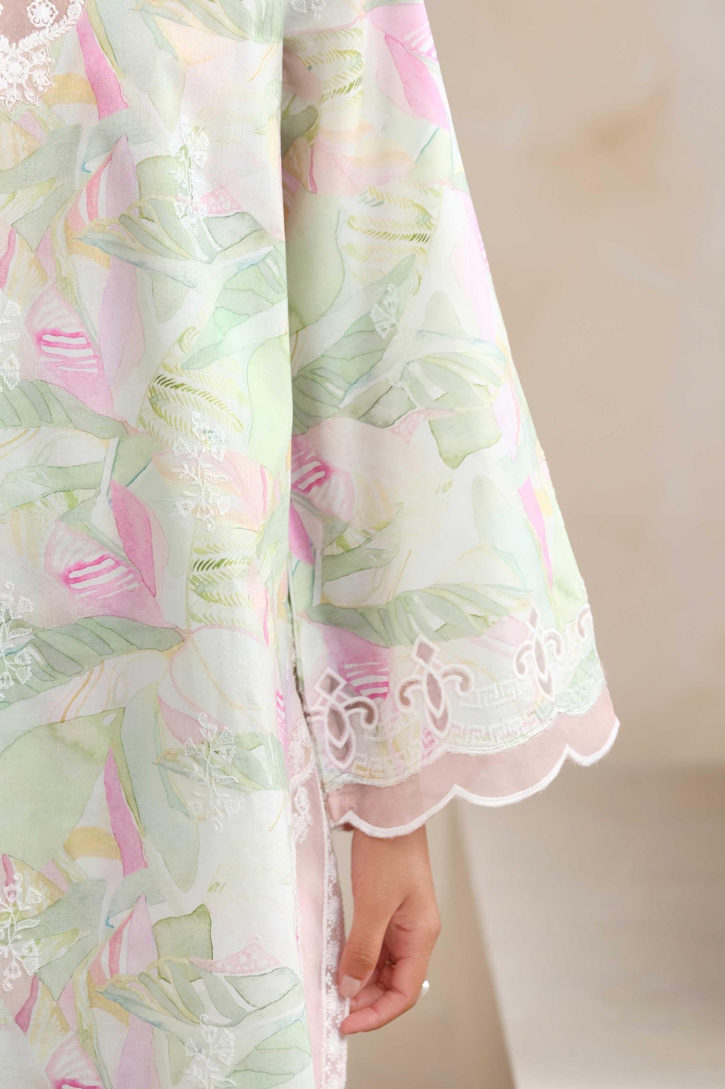 LAWN | EMBROIDERED