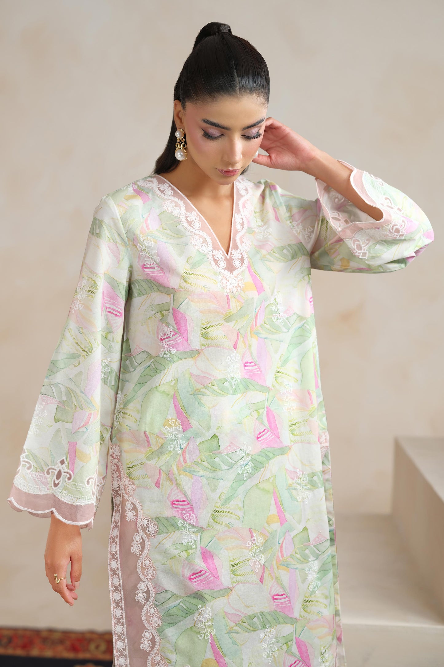 LAWN | EMBROIDERED