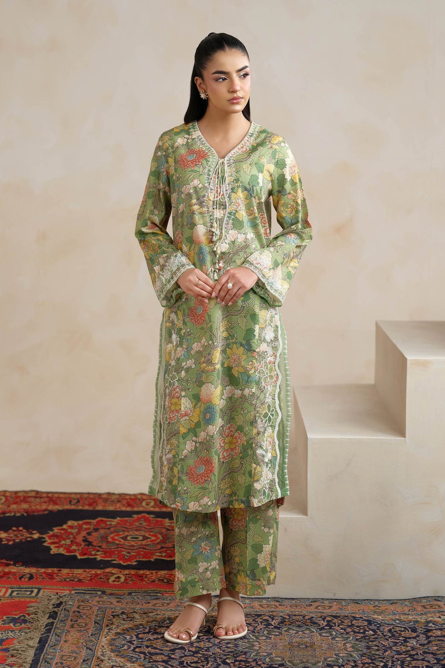 LAWN | EMBROIDERED