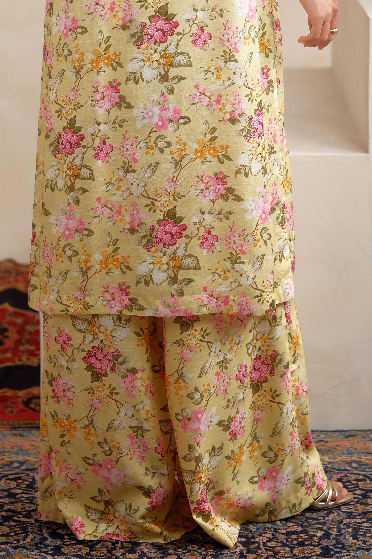 RAW SILK | EMBROIDERED