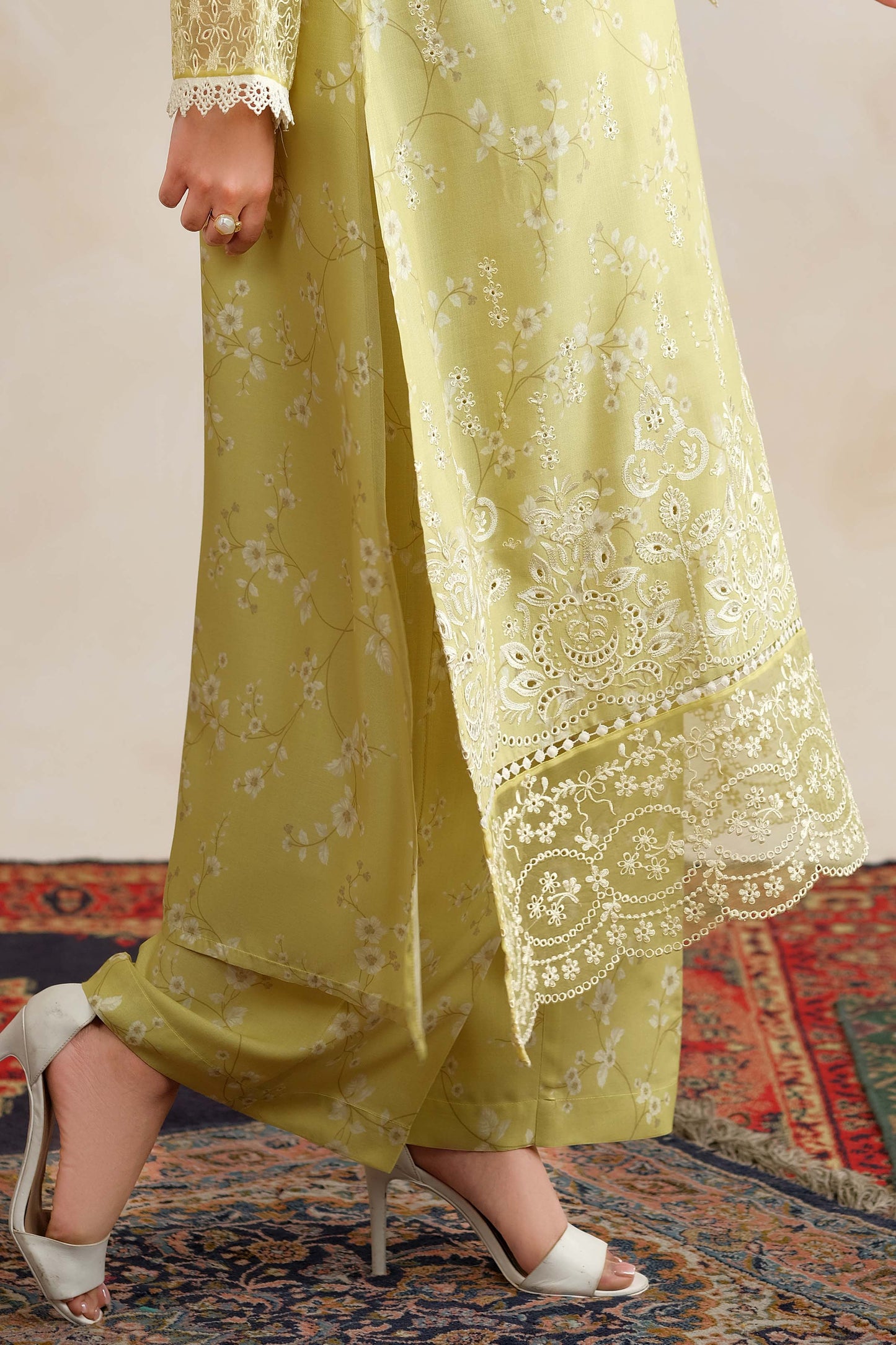 RAW SILK | EMBROIDERED