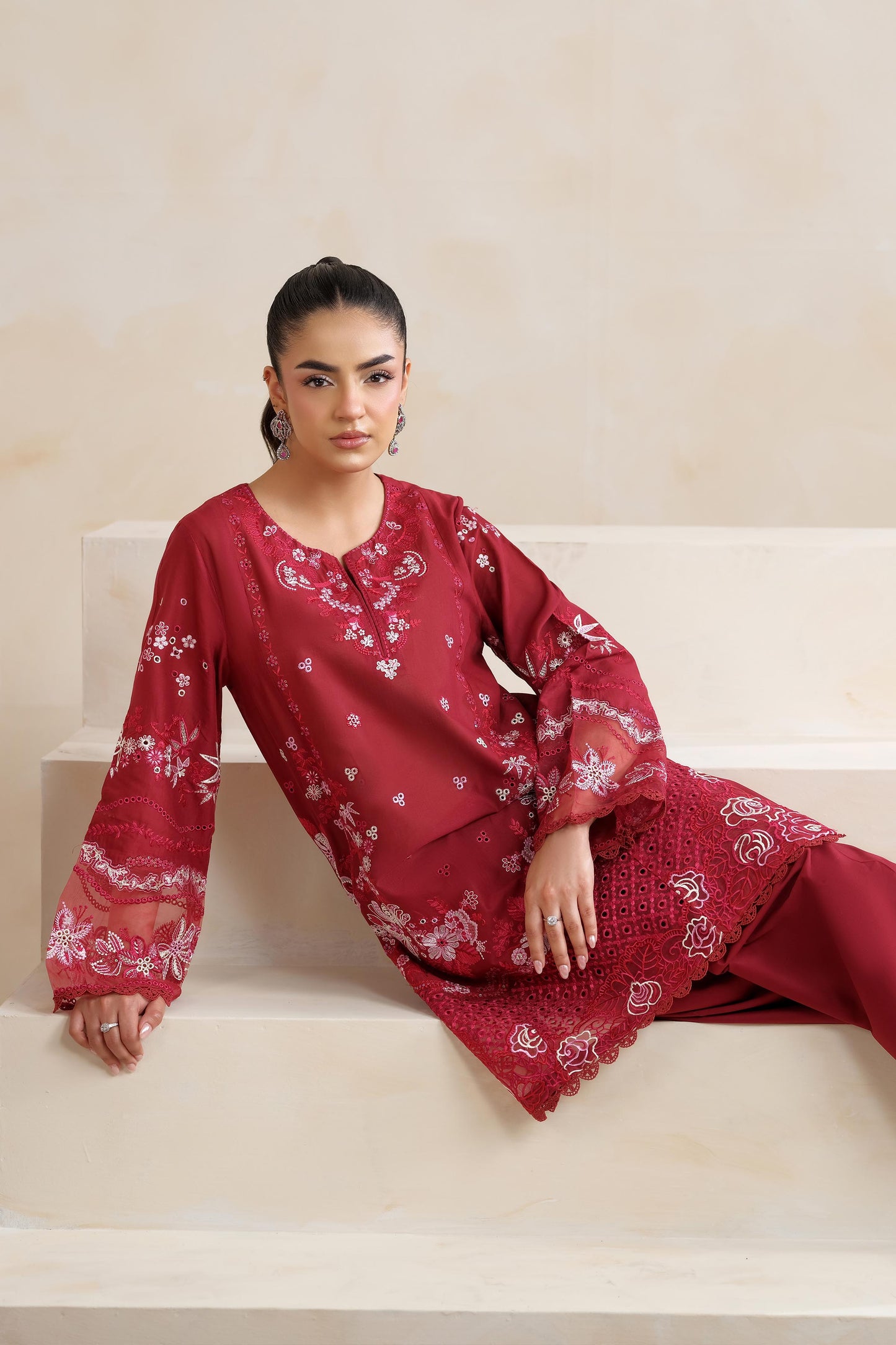 LAWN | EMBROIDERED