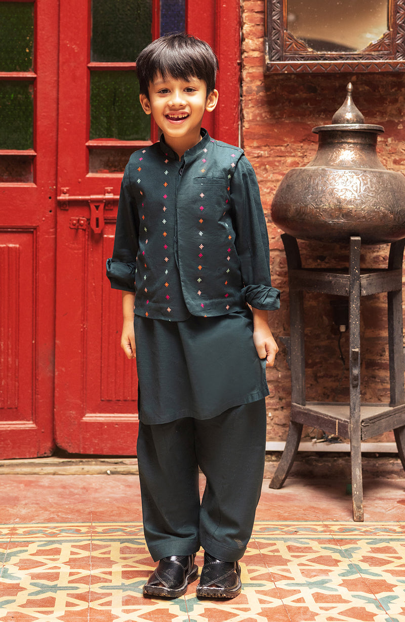 Embroidered Waistcoat 3 Piece Suit - SIS828225 - Shop Now at Leisure Club