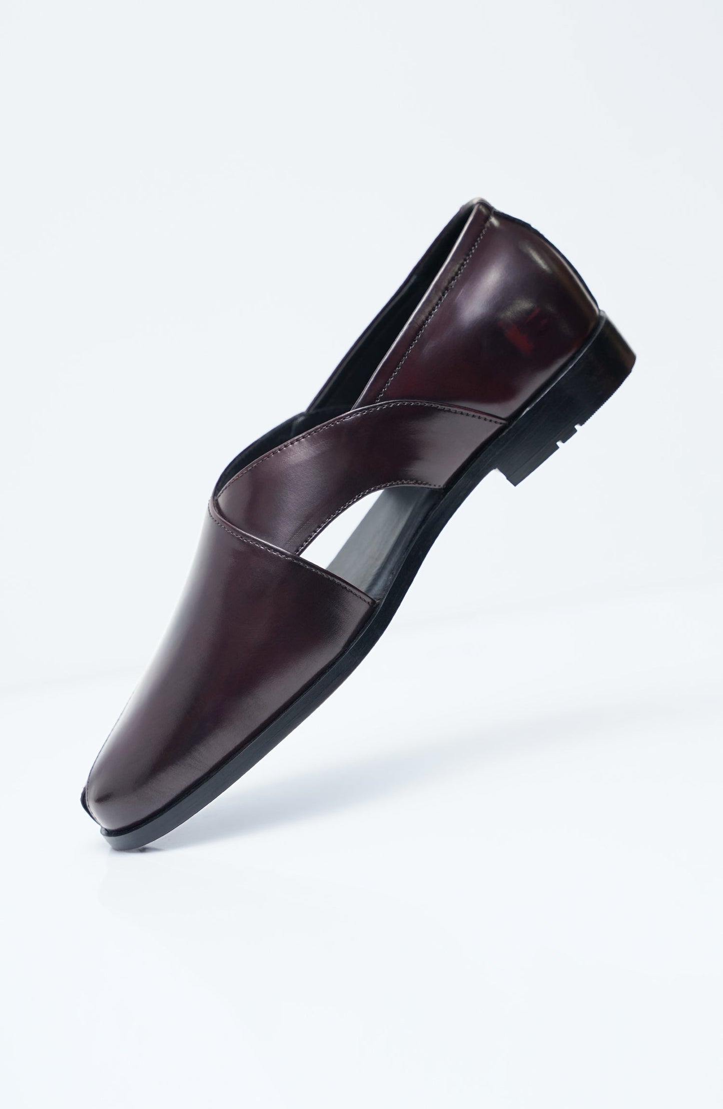 Mens Peshawari Loaffer Chappal - Shop Now at Shahnameh