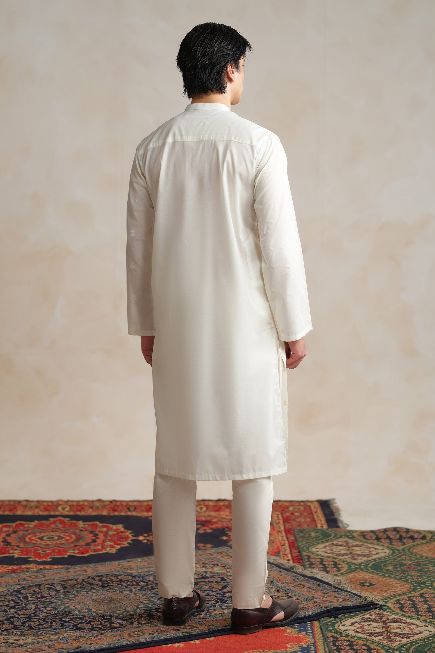 Embroidered Booti Kurta - SMK100126