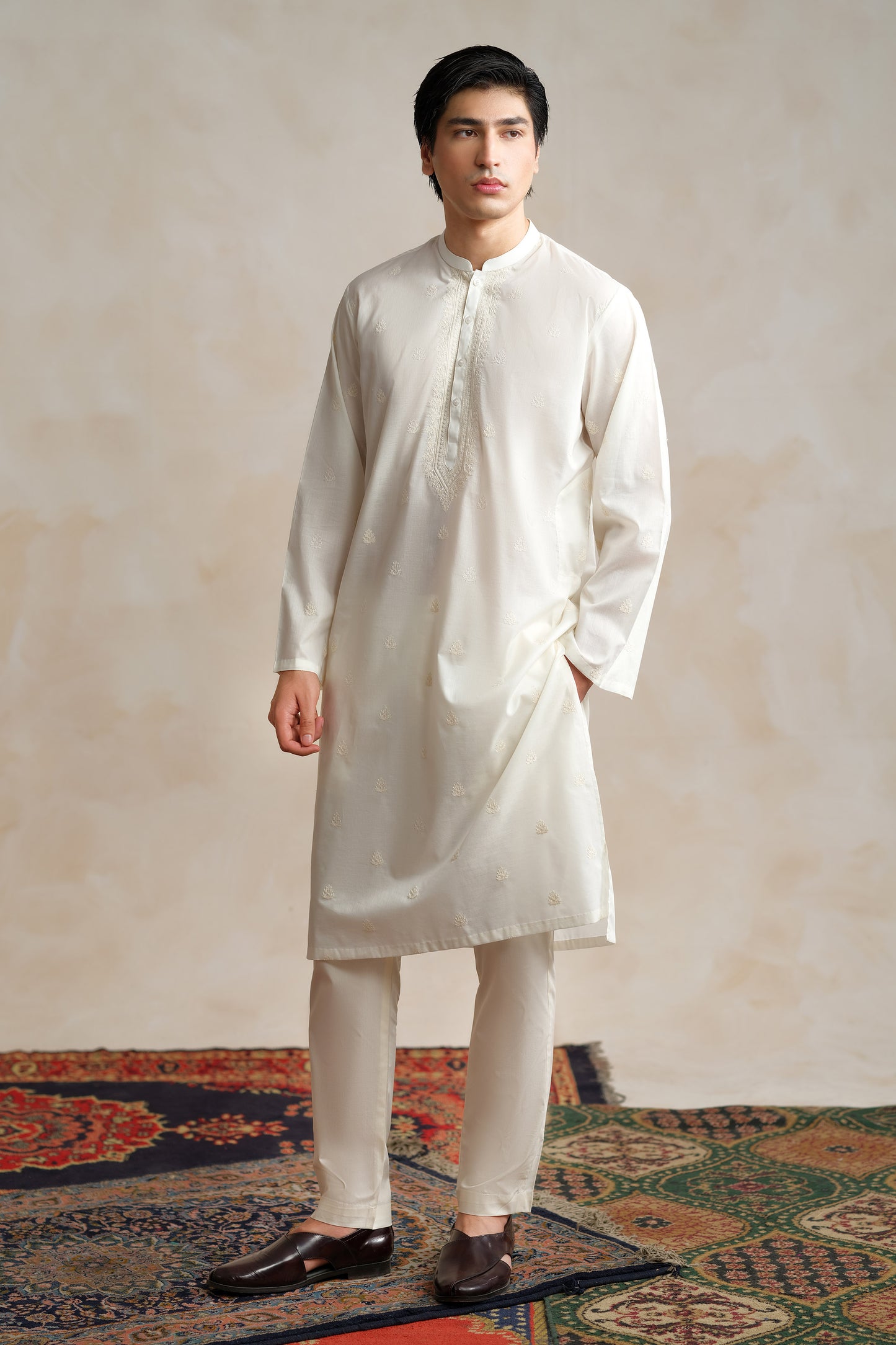 Embroidered Booti Kurta - SMK100126