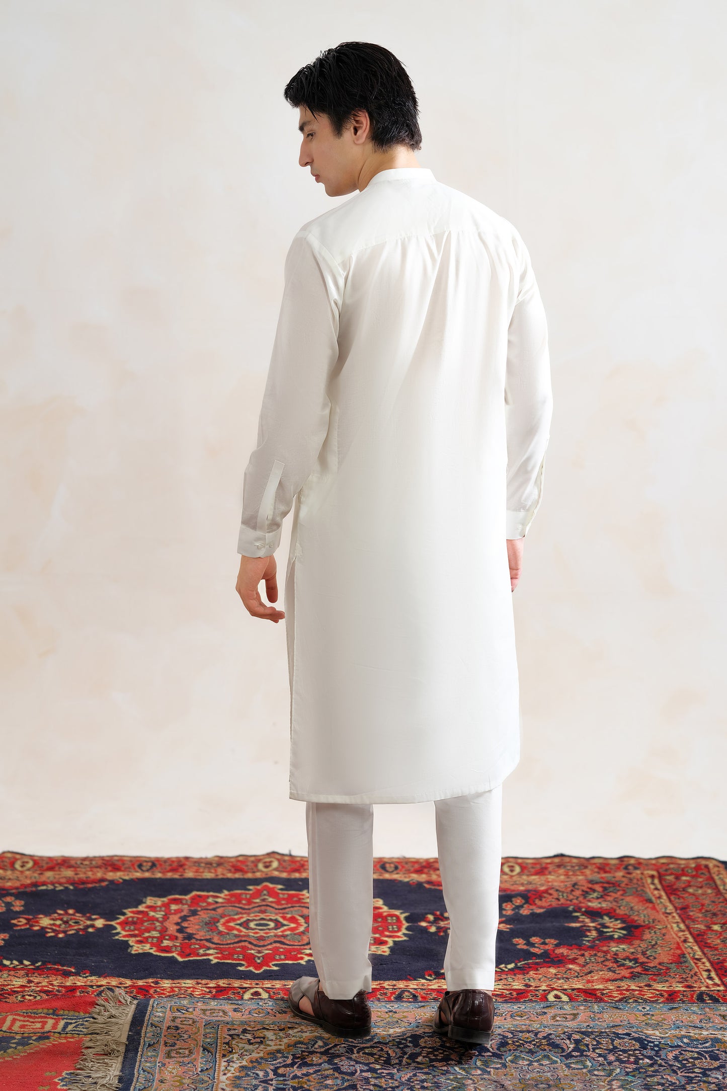 Paisly Embroidered Kurta - SMK103126