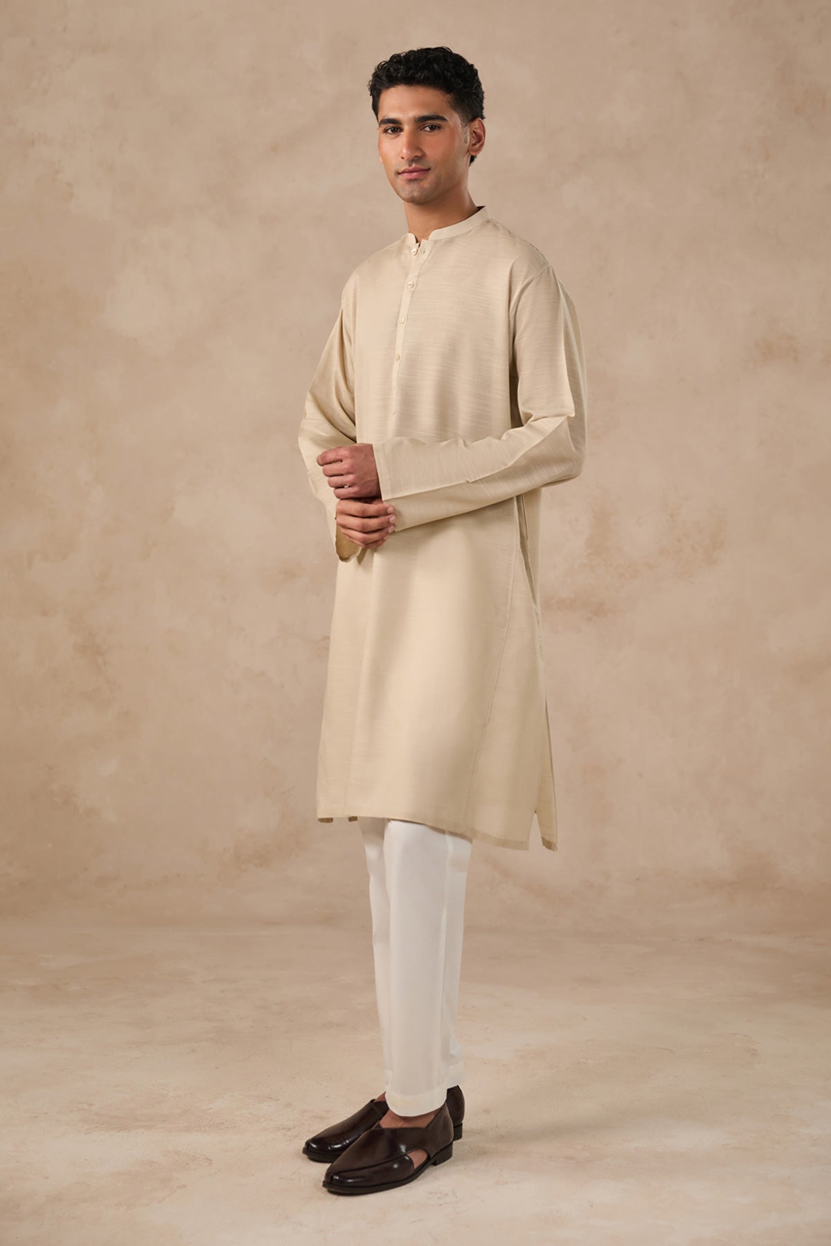Ali Garh Kurta - SMK105126 - Shop Now at Shahnameh