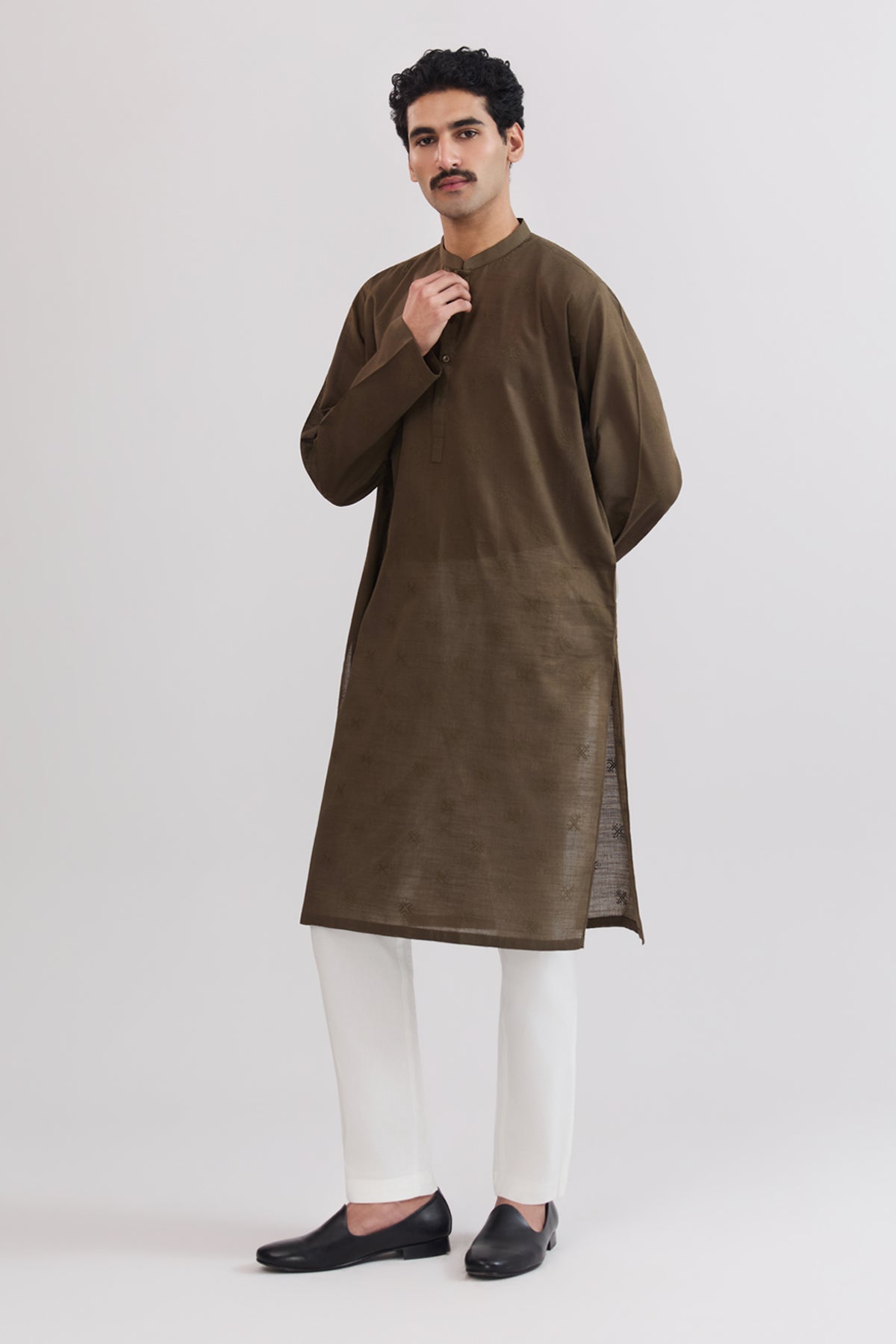 Men Schiffli Kurta - SMK402424 - Shop Now at Shahnameh