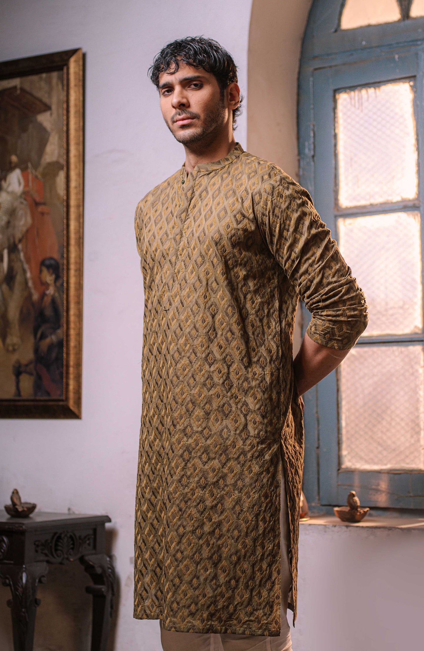 Men's Lawn Embroidered Kurta - Shop Now at Shahnameh