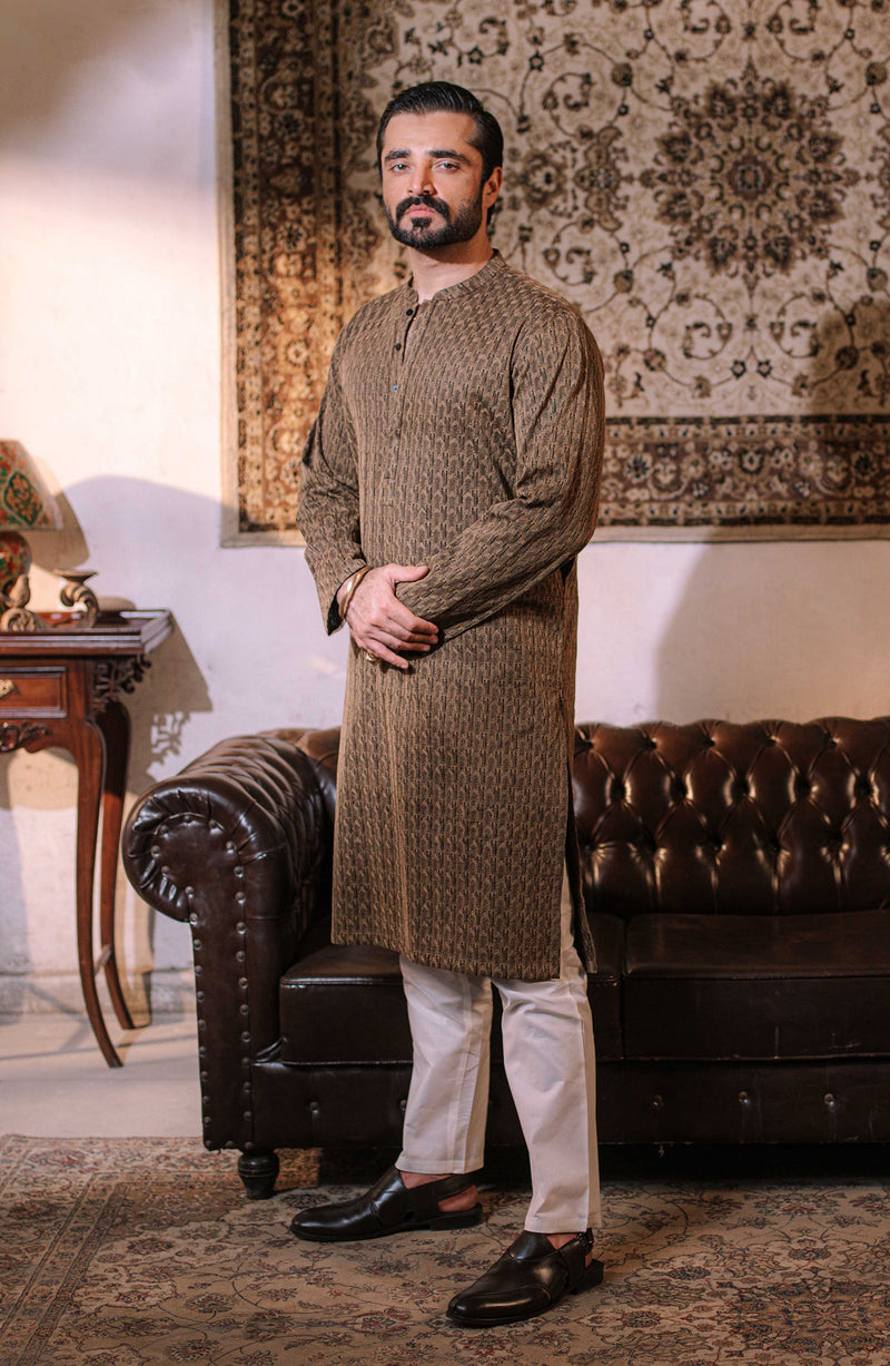 Men's Embroidered Kurta - Shop Now at Shahnameh