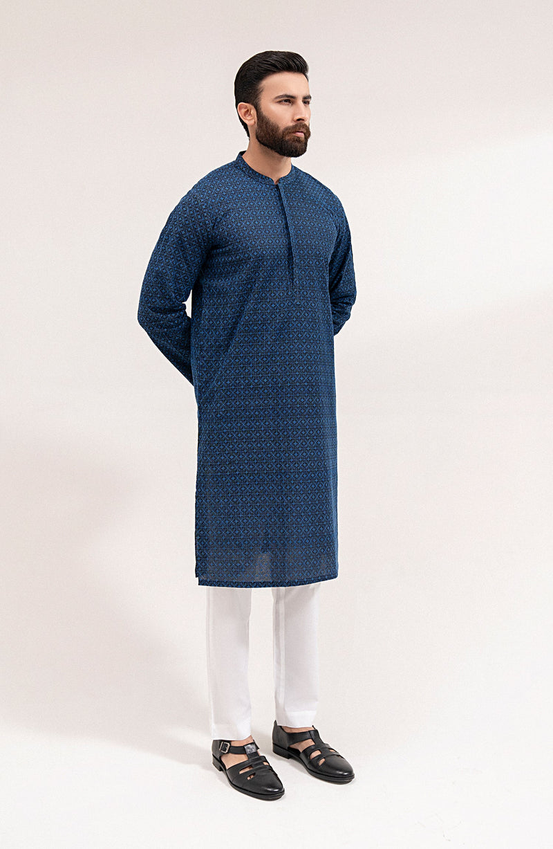 Men's Embroidered Kurta - Shop Now at Shahnameh