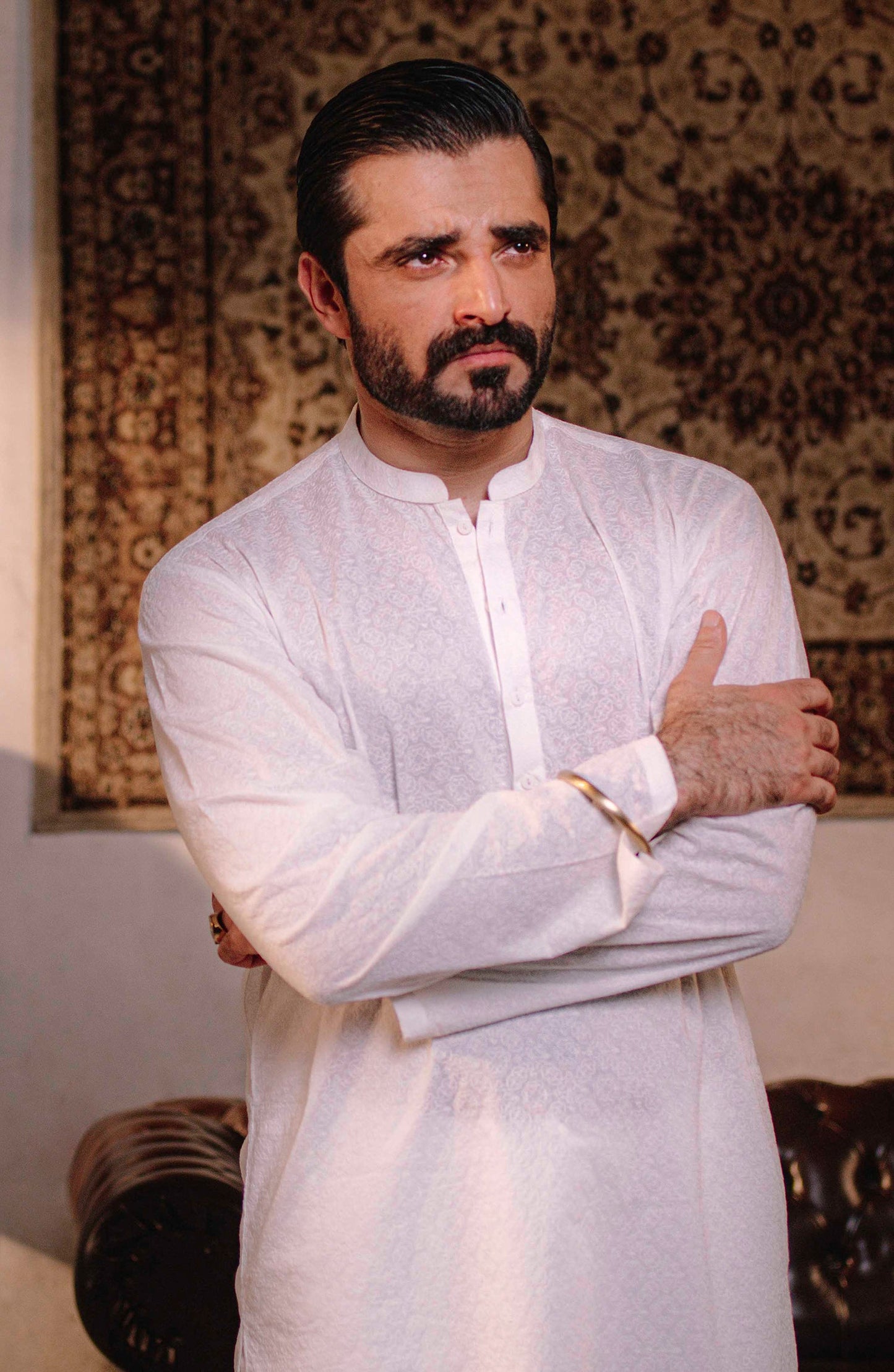 Men's Lawn Embroidered Kurta