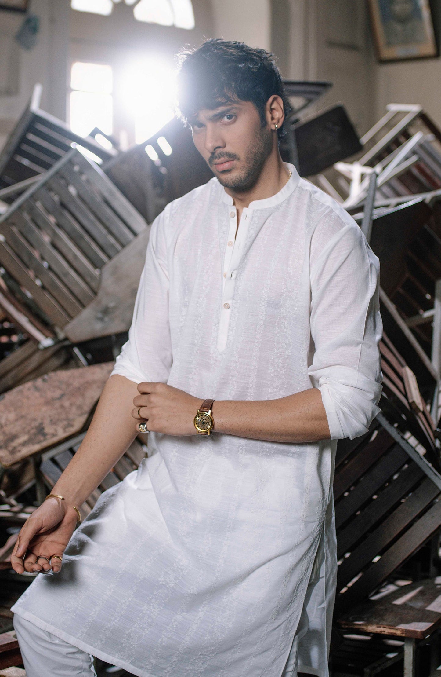 Men's Embroidered Kurta