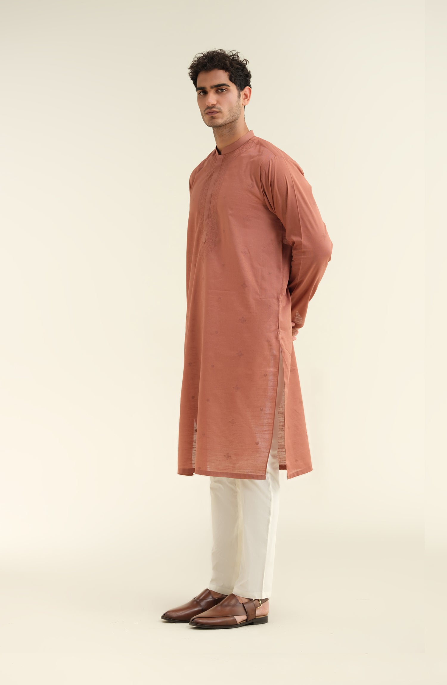 Men's Embroidered Kurta - Shop Now at Shahnameh