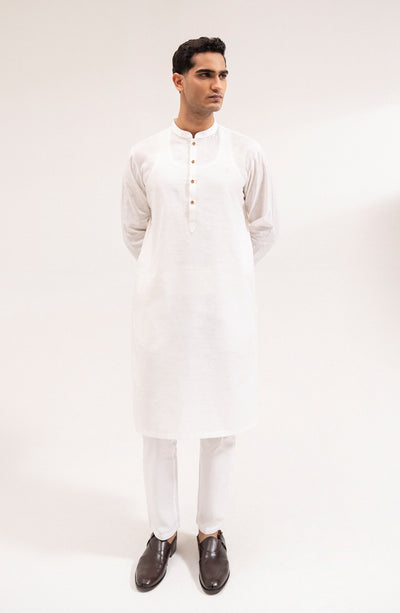 Men's Embroidered Kurta