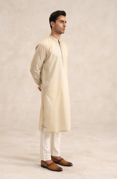 Men's Front Placket Embroidered Kurta