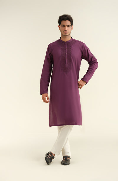 Men's Front Embroidered Kurta