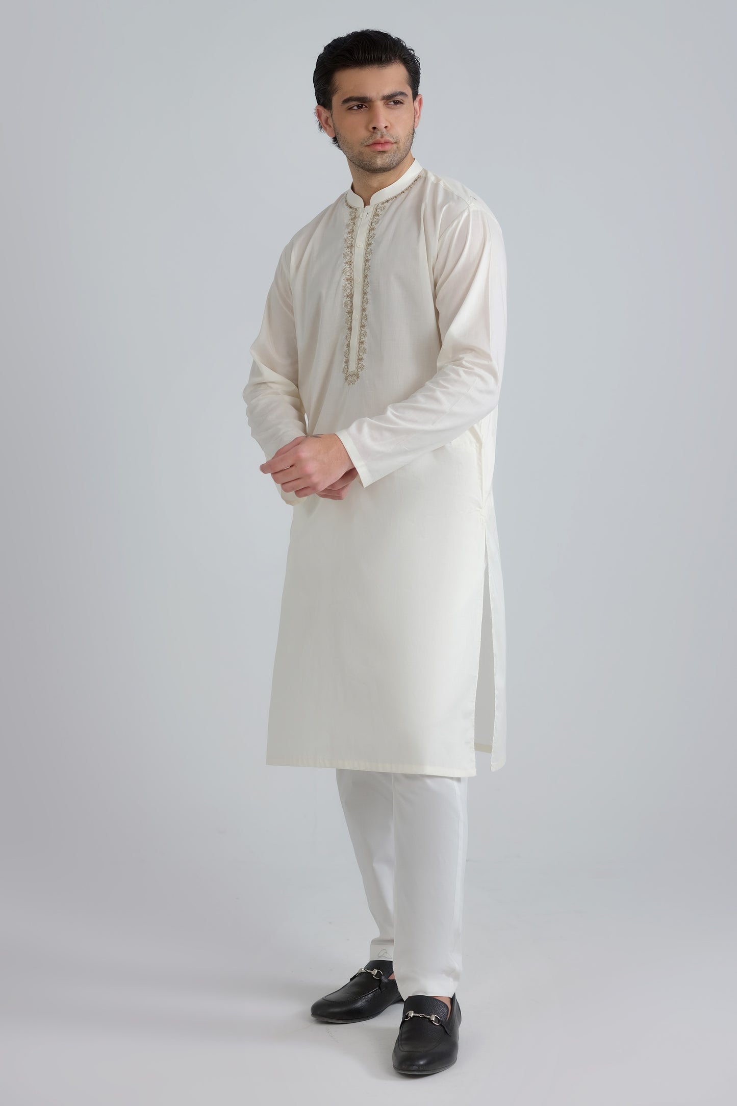 Suzani Embroidered Kurta - SMK812225