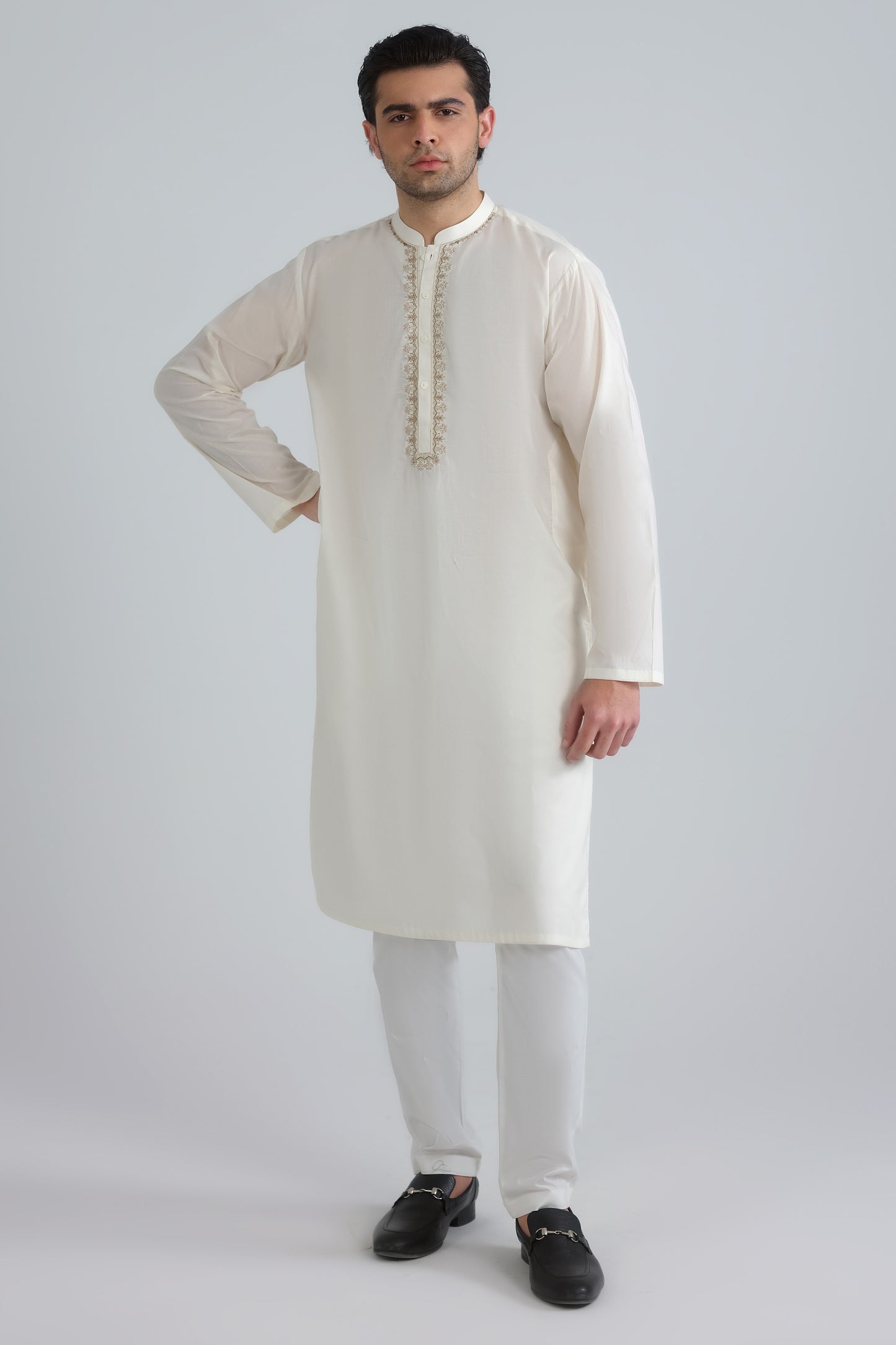 Suzani Embroidered Kurta - SMK812225