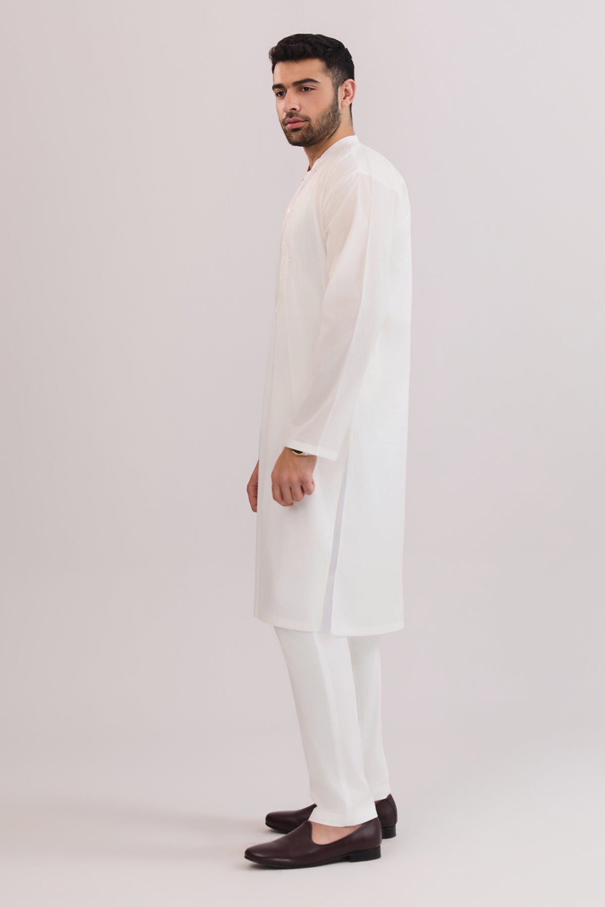 Men Embroidered Kurta - SMK815225 - Shop Now at Shahnameh