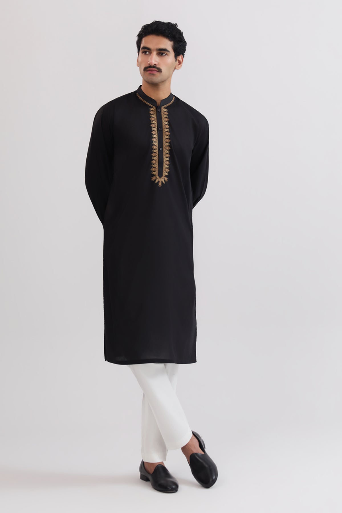 Men Embroidered Kurta - SMK827225 - Shop Now at Shahnameh