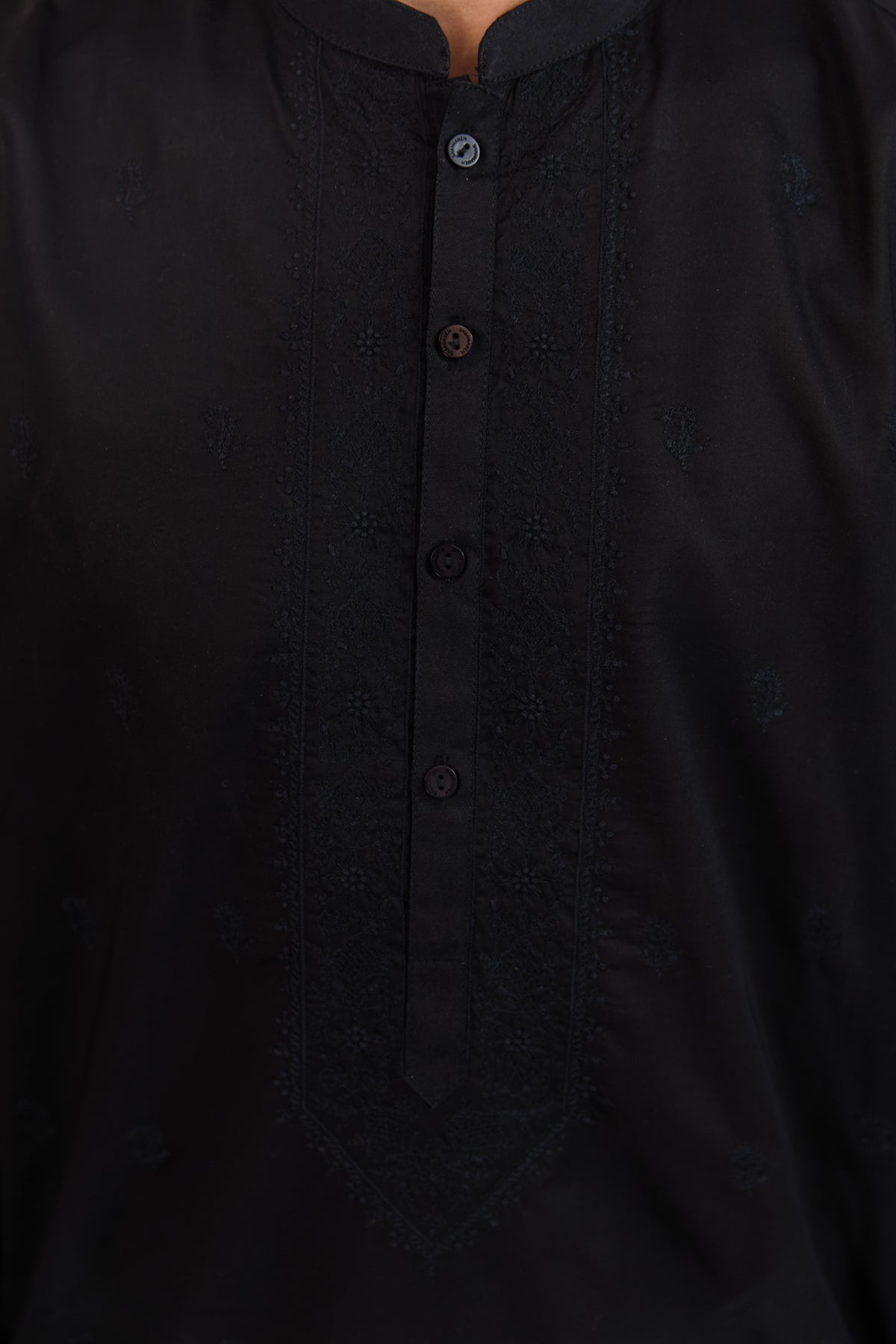 Men Embroidered Kurta - SMK828225 - Shop Now at Shahnameh