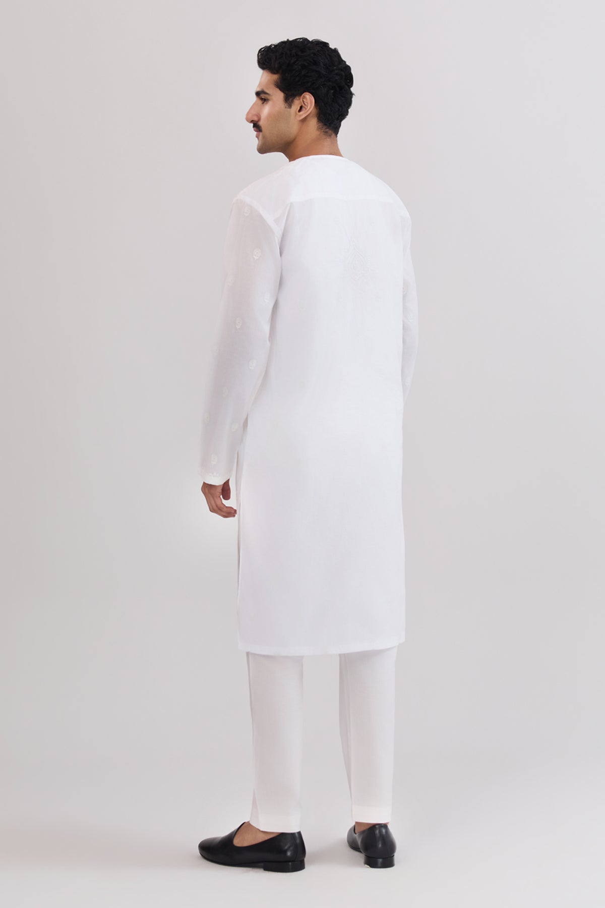 Men Embroidered Kurta - SMK831225 - Shop Now at Shahnameh