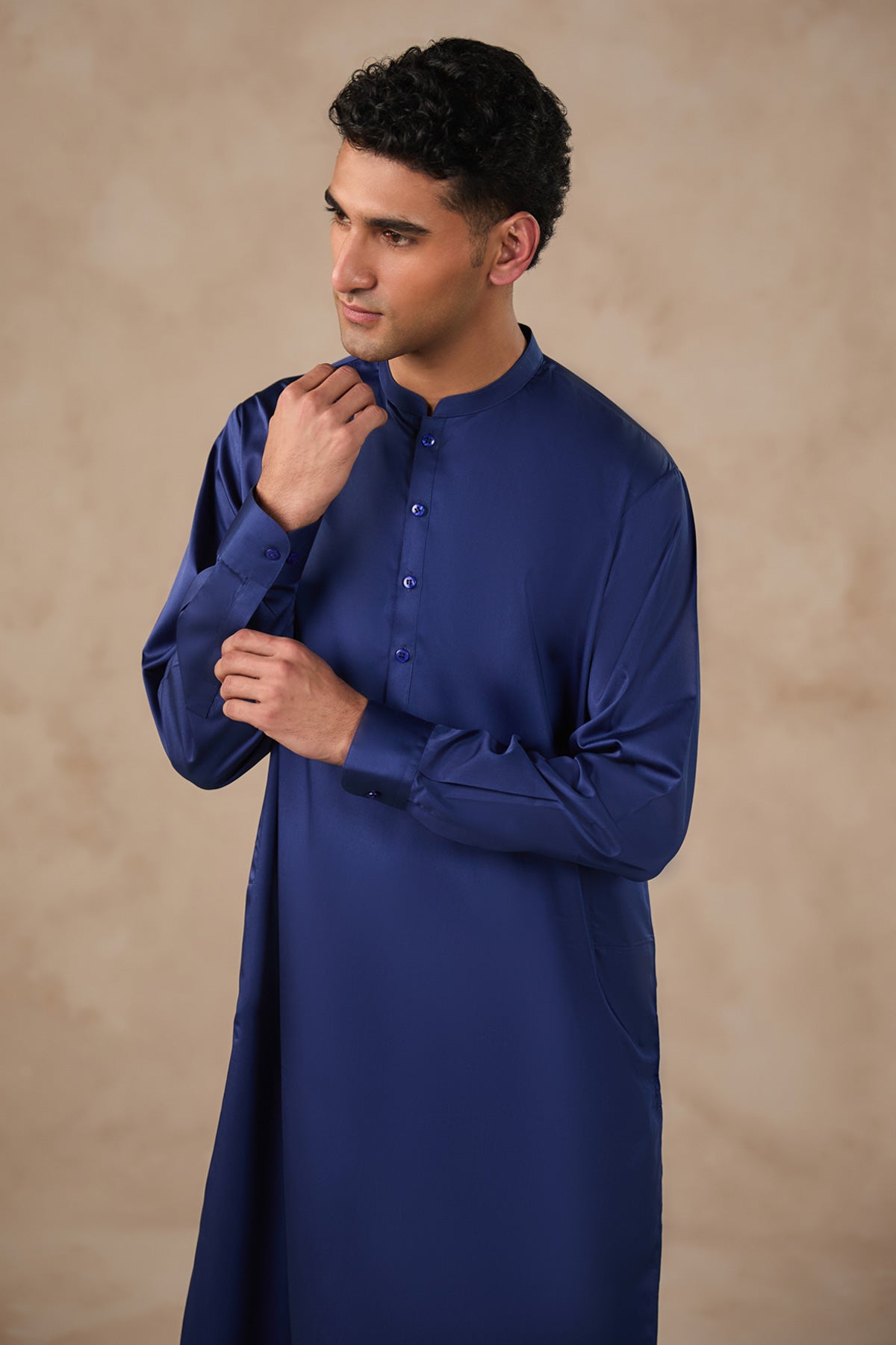 Awami Suit In Satin Pima Cotton - SMS232126